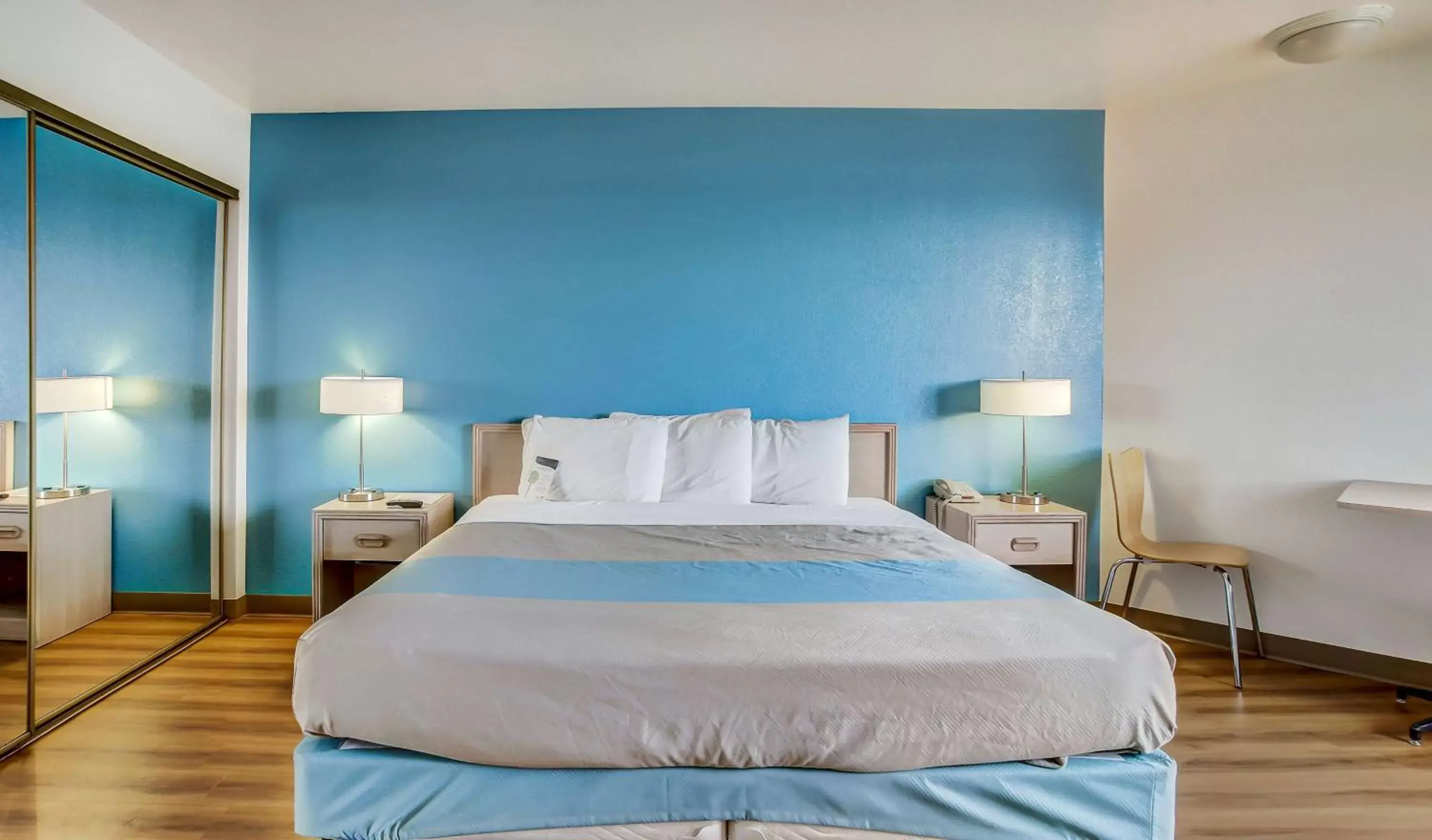 Motel 6-Coos Bay, OR Motel 6-Coos Bay, OR