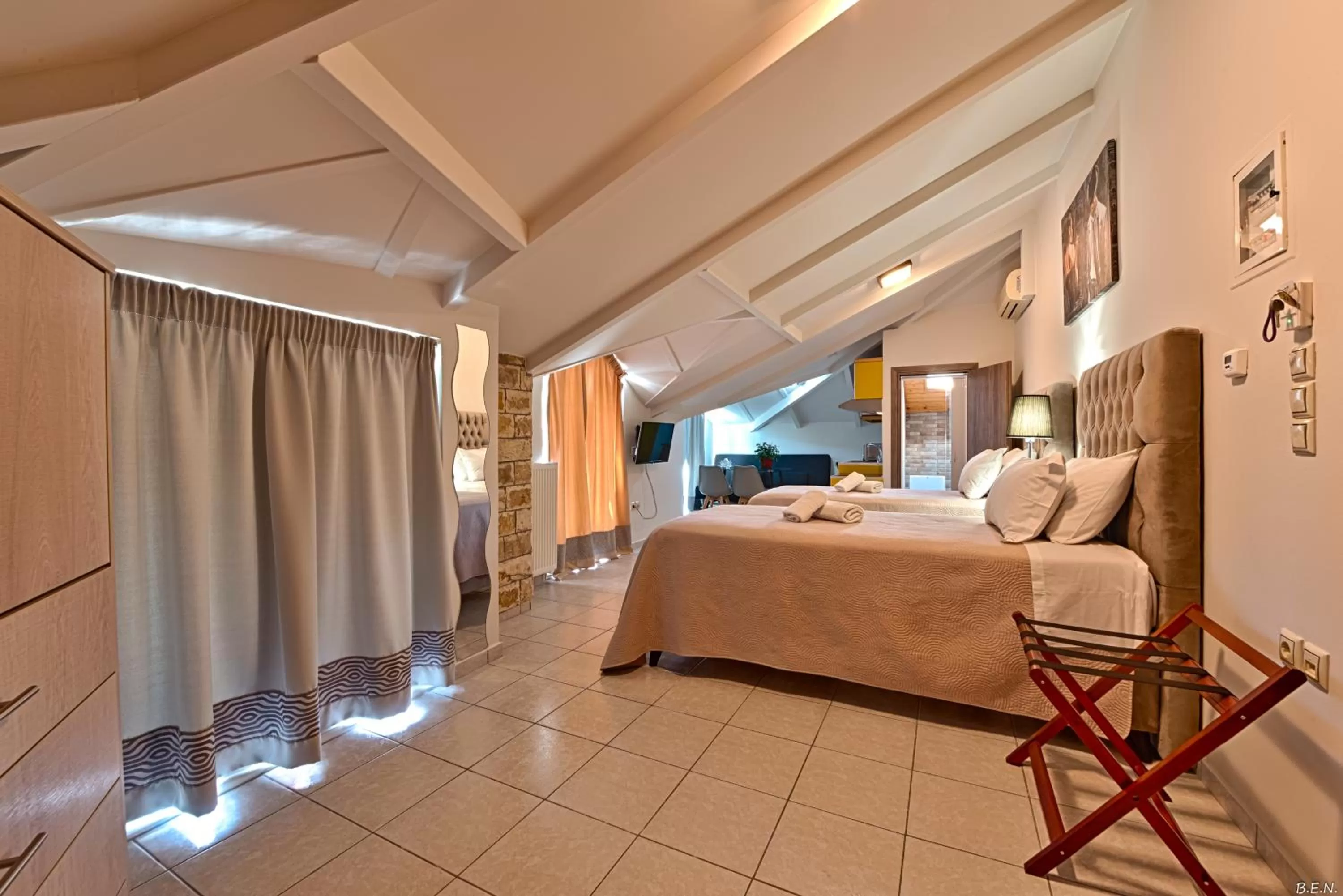 TV and multimedia, Bed in Alexia's Apartments