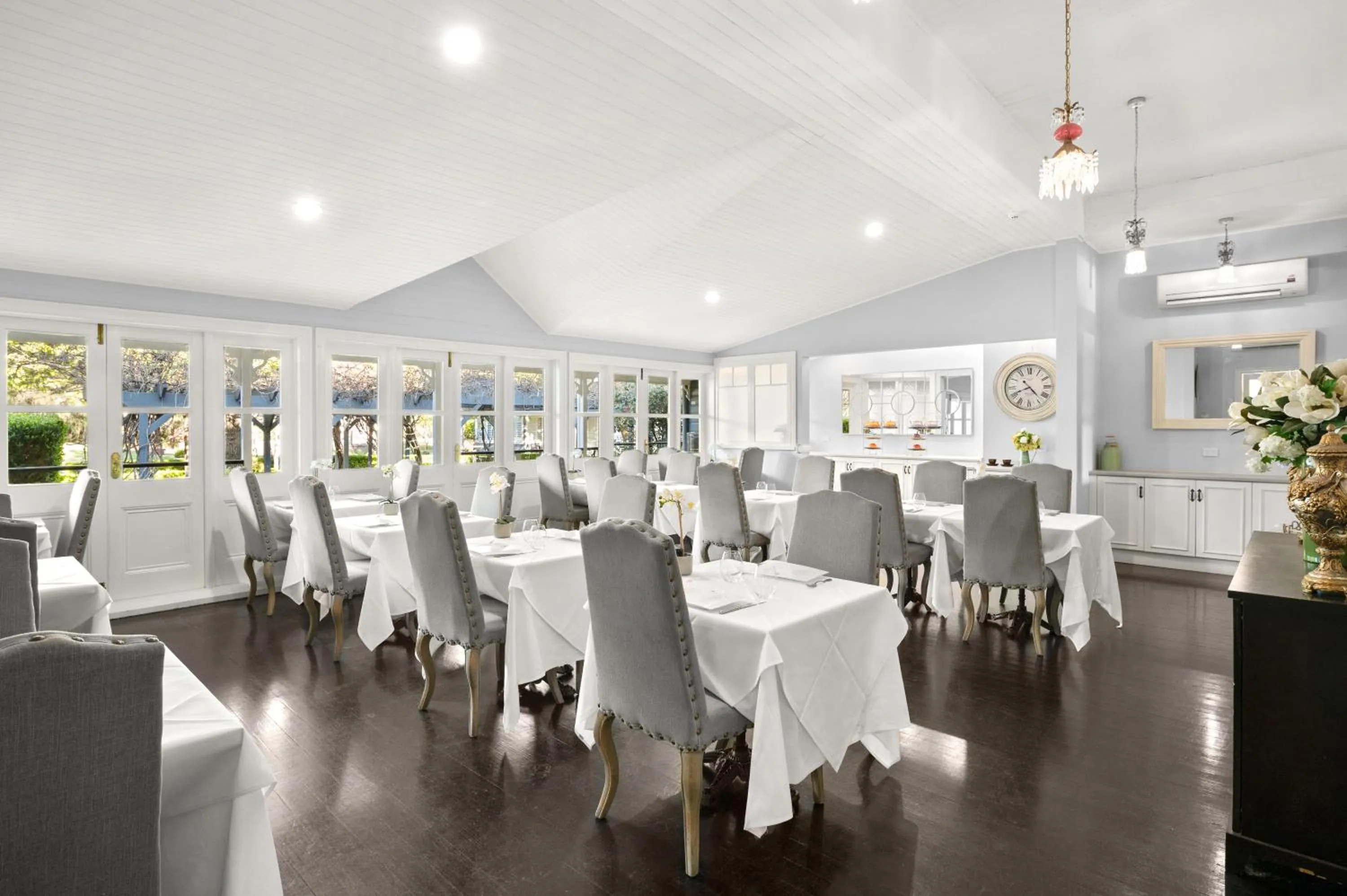 Restaurant/places to eat in The Convent Hunter Valley Hotel