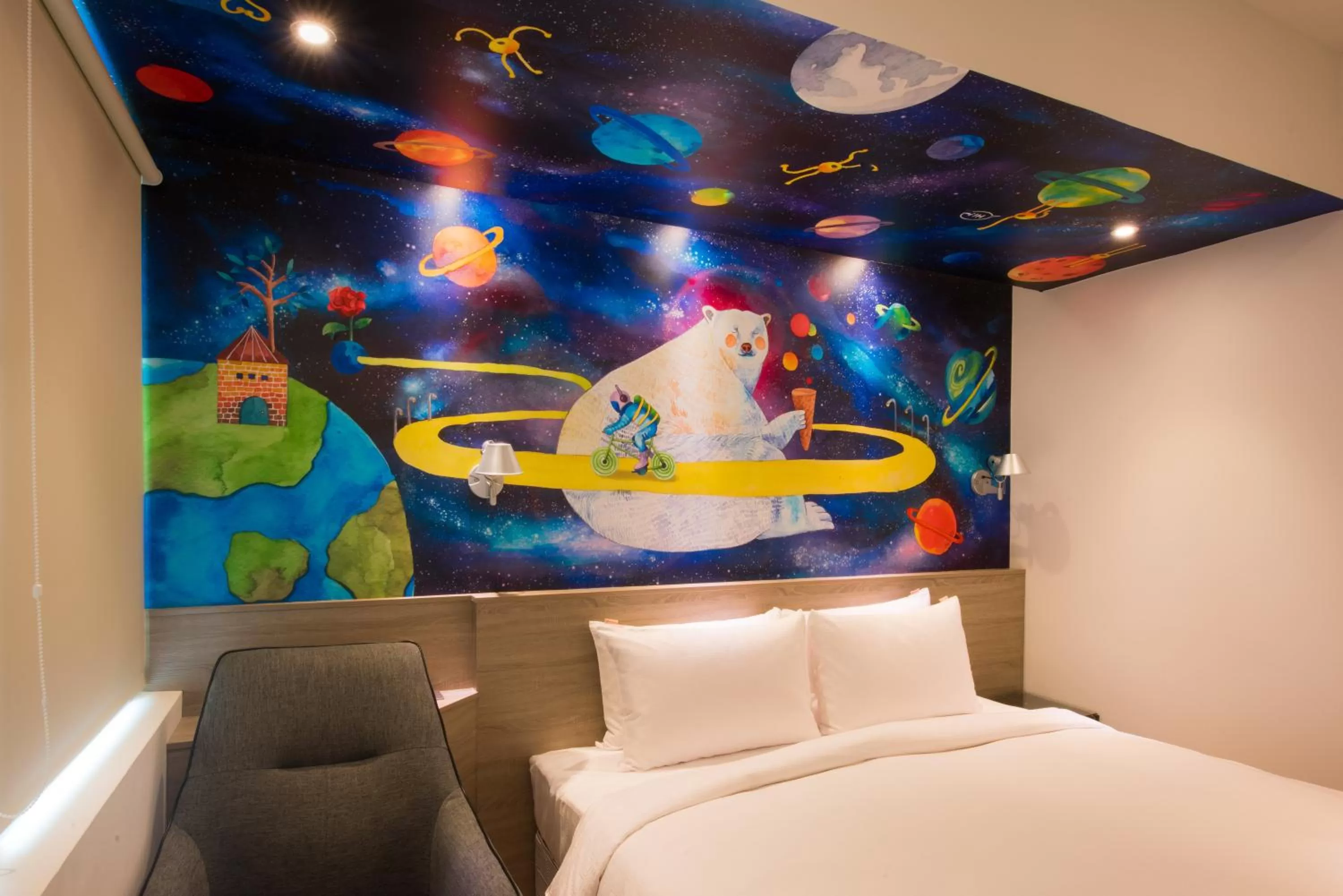 Decorative detail, Bed in Legend Hotel Kaohsiung Pier2