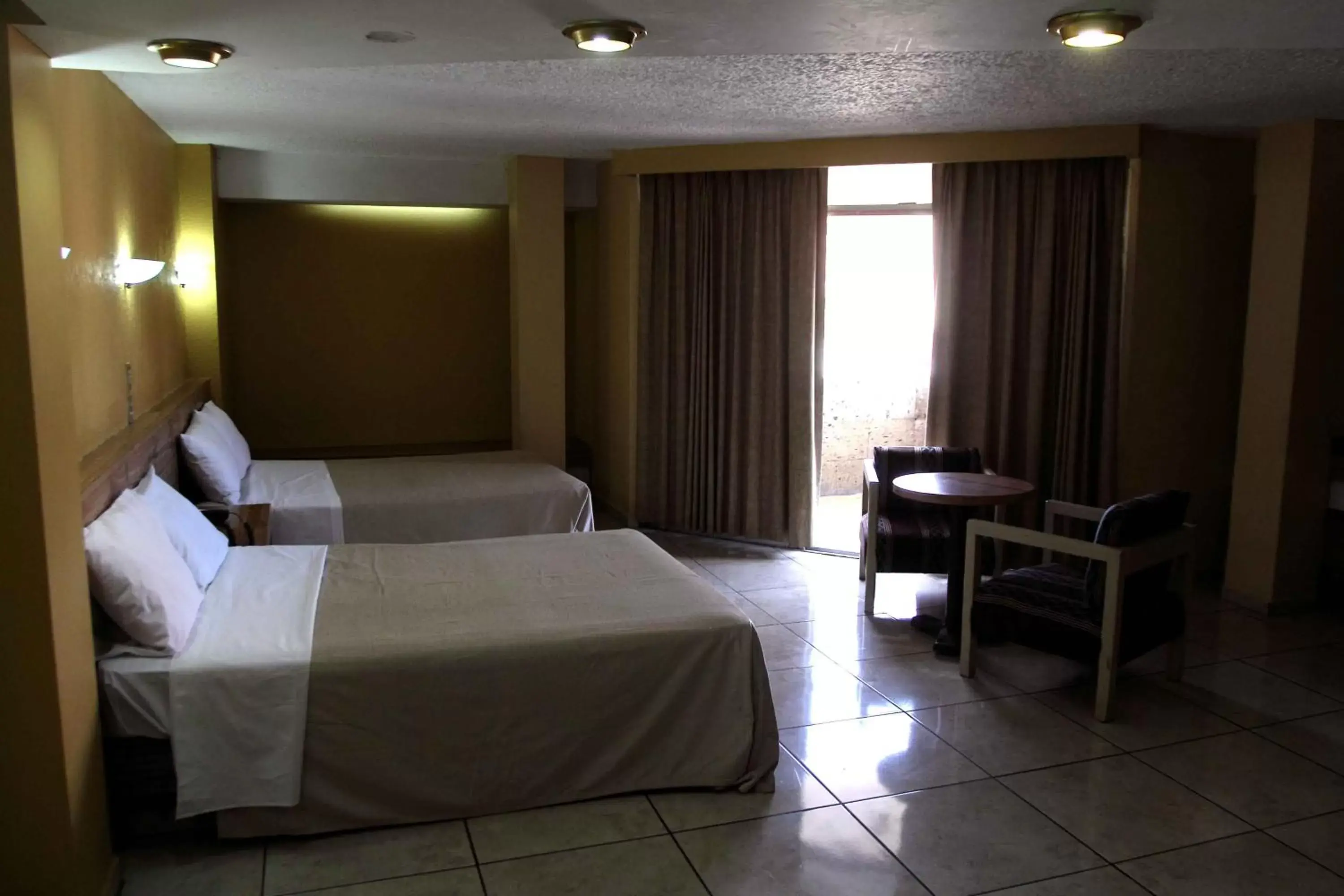 Suite with 2 Double Beds in Hotel Universo Suite with 2 Double Beds in Hotel Universo