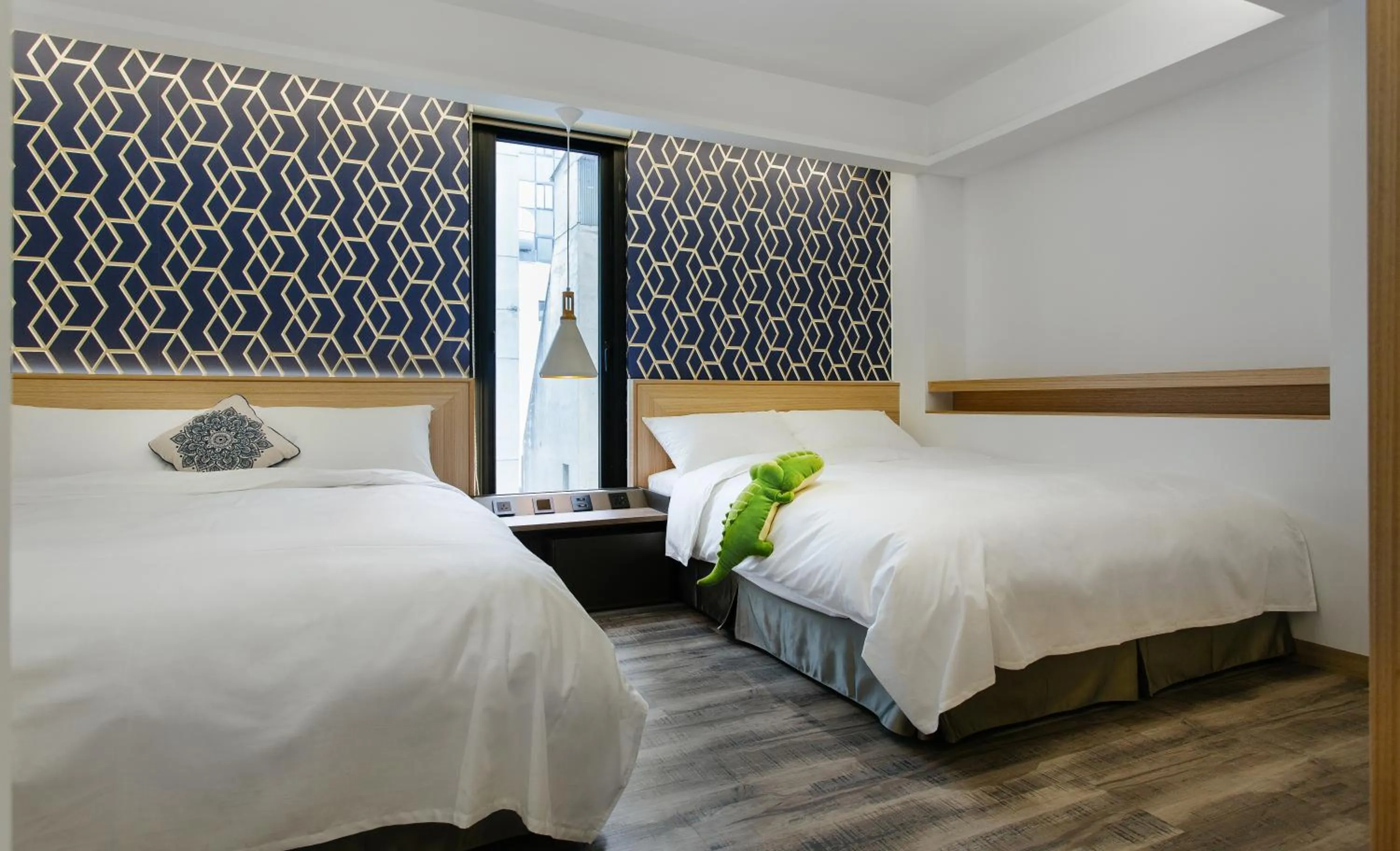 bunk bed, Bed in CHECK inn Taichung Zhongshan