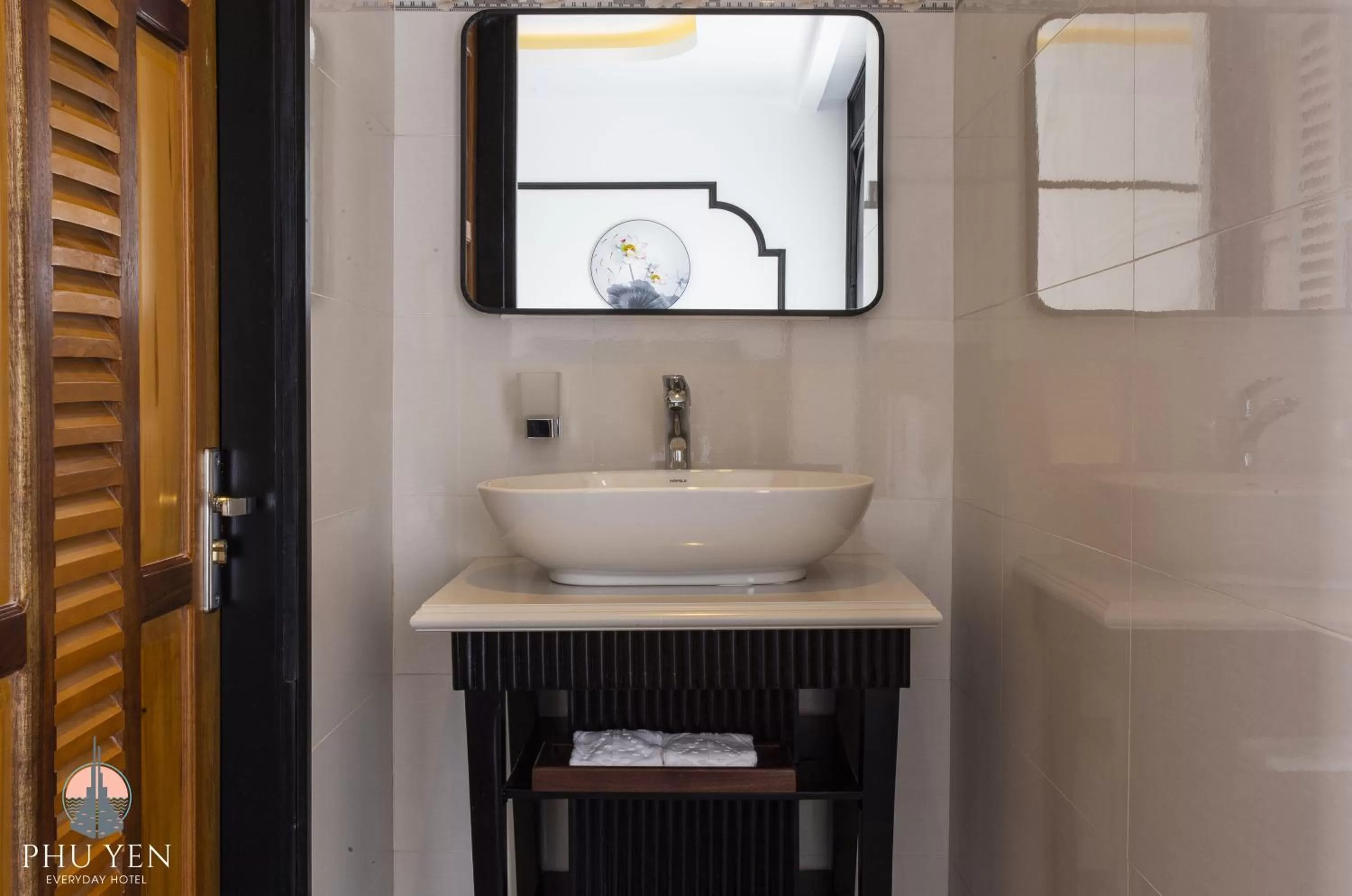 Bathroom in PHÚ YÊN EVERYDAY HOTEL