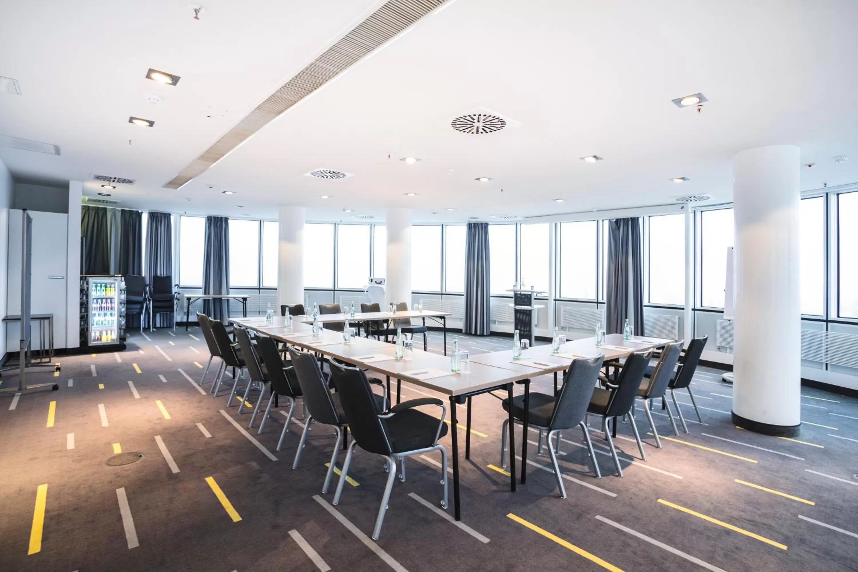 Meeting/conference room in Garner Hotel Berlin - Spandau by IHG