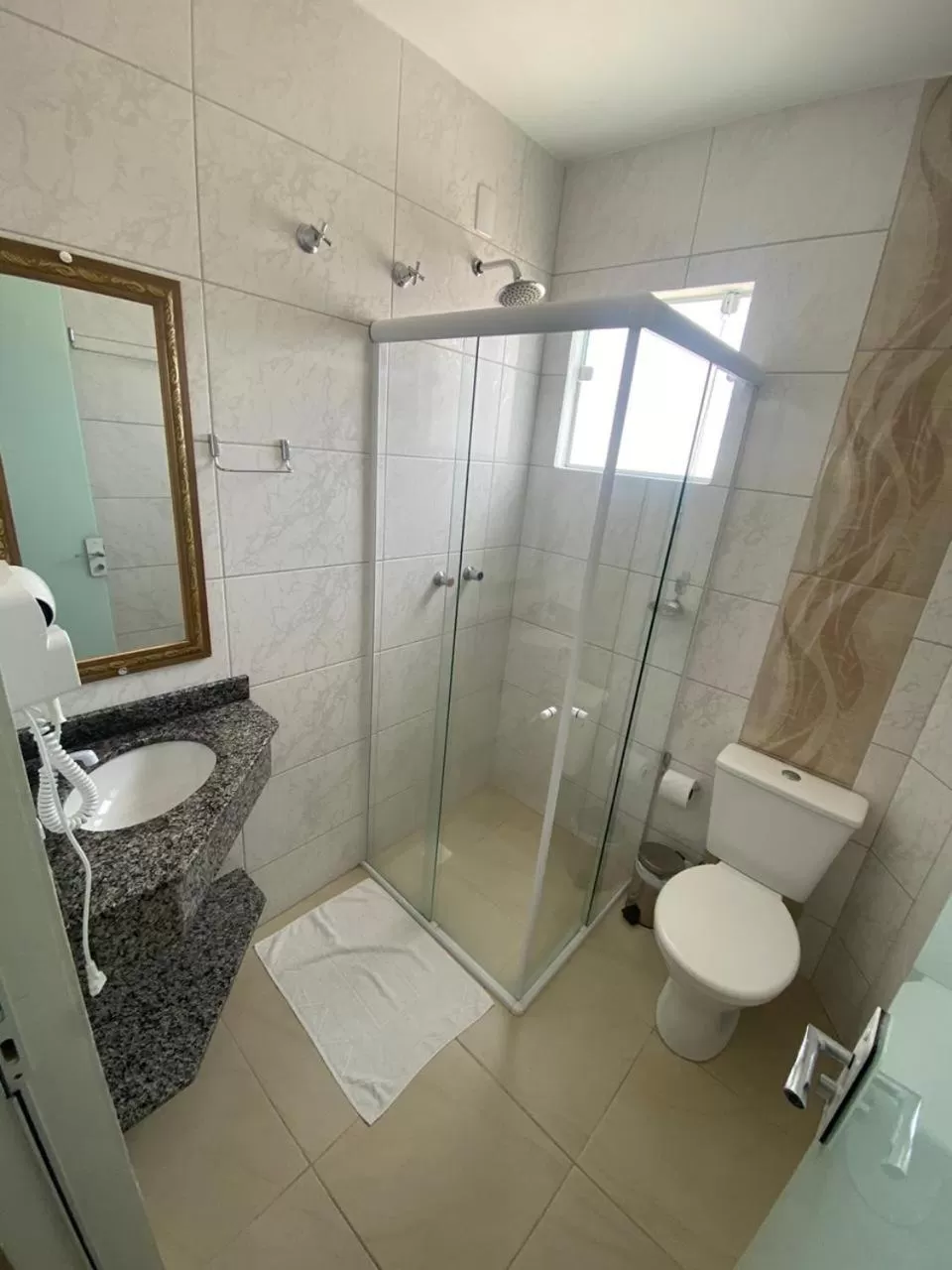 Shower in Pousada Vó Dena