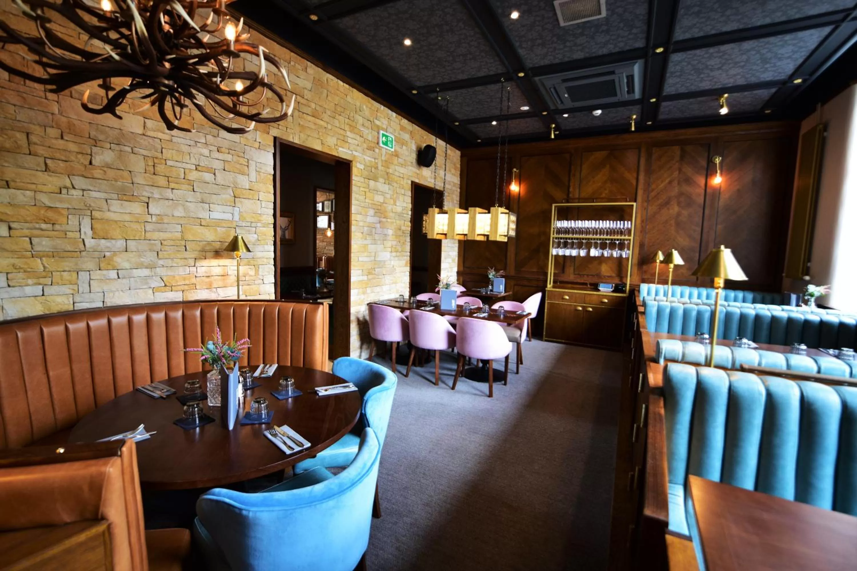 Area and facilities, Restaurant/Places to Eat in Rooms at the Saint