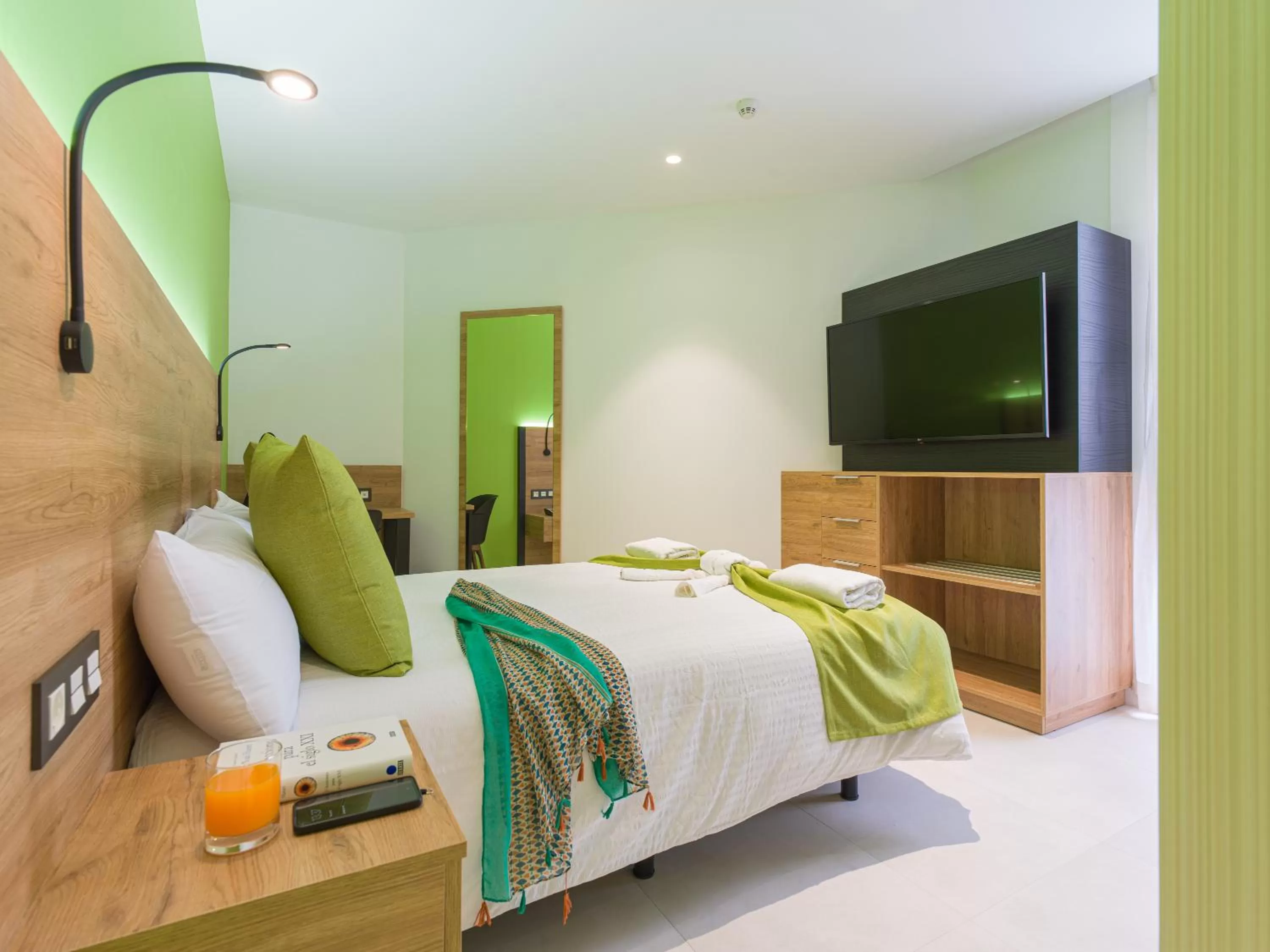 Bed in Hotel MG Poniente