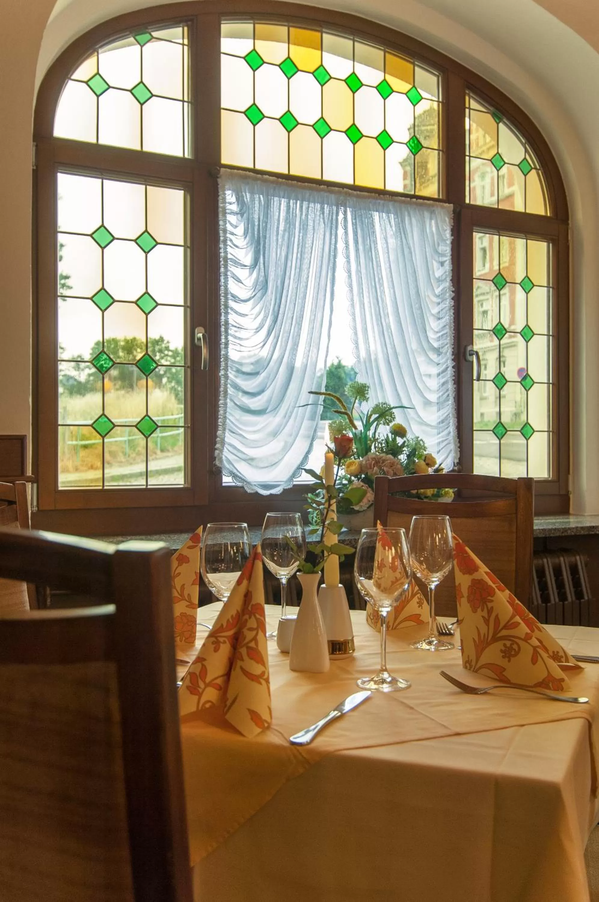 Restaurant/places to eat in Hotel Stadt Löbau