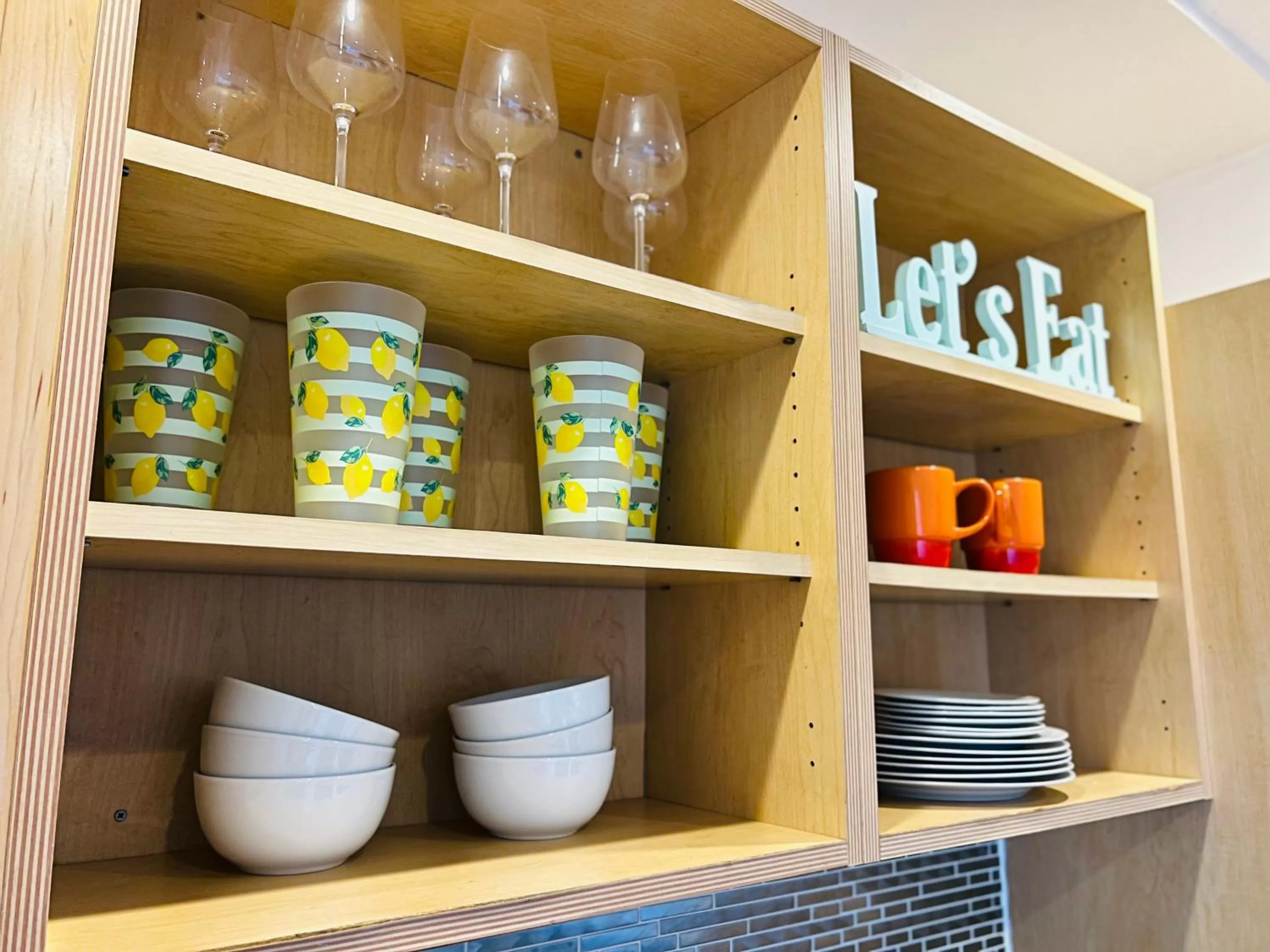 Kitchen or kitchenette in CocoBay 2BR Condos Near Beach, Galleria Mall, Wilton Manors, Cruise Port