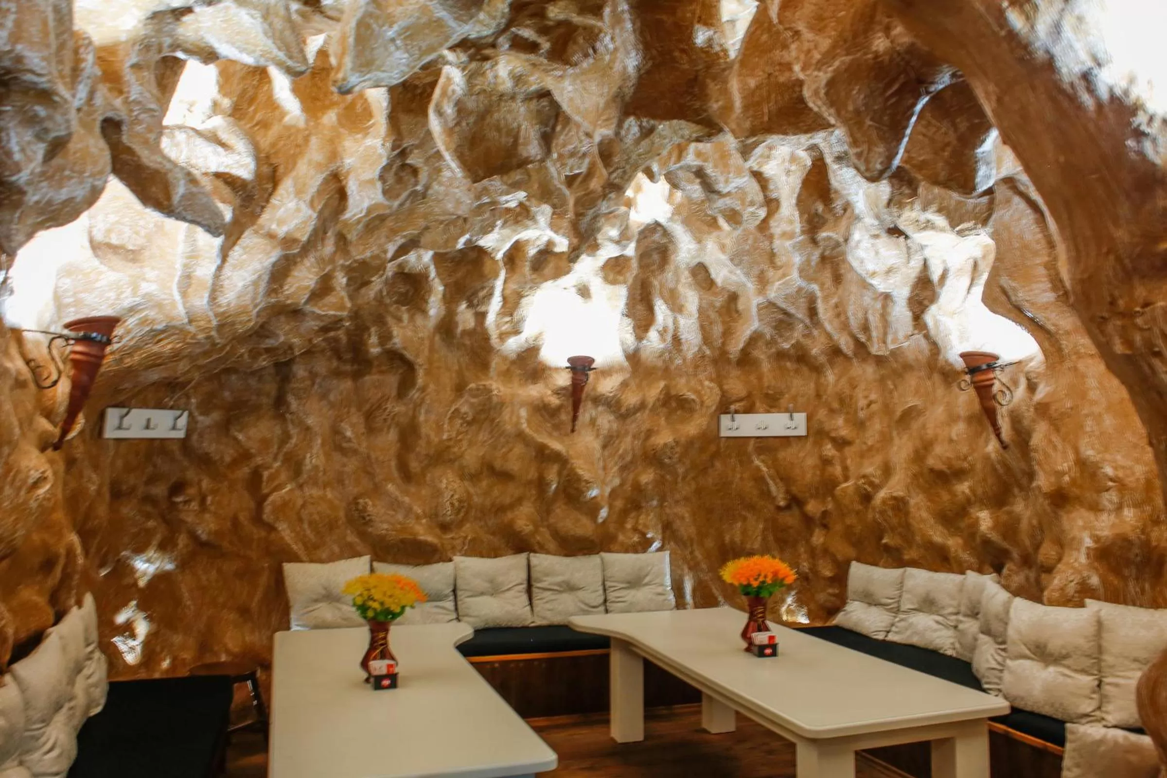 Lounge or bar in Hotel Shpella