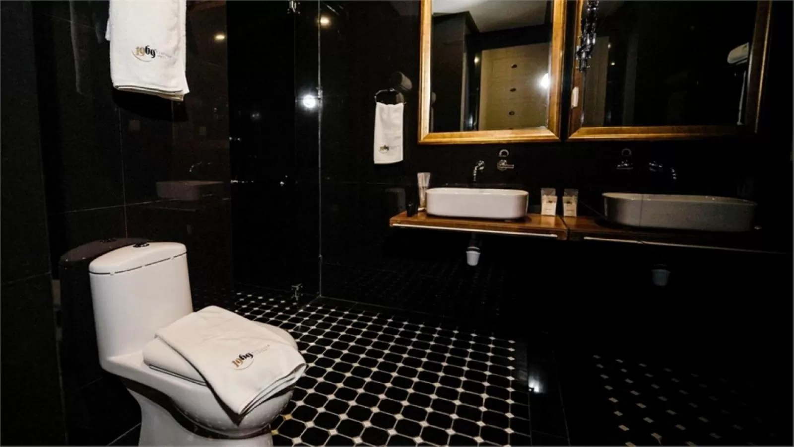 Bathroom in 1969 Business Suites @ Ipoh Garden