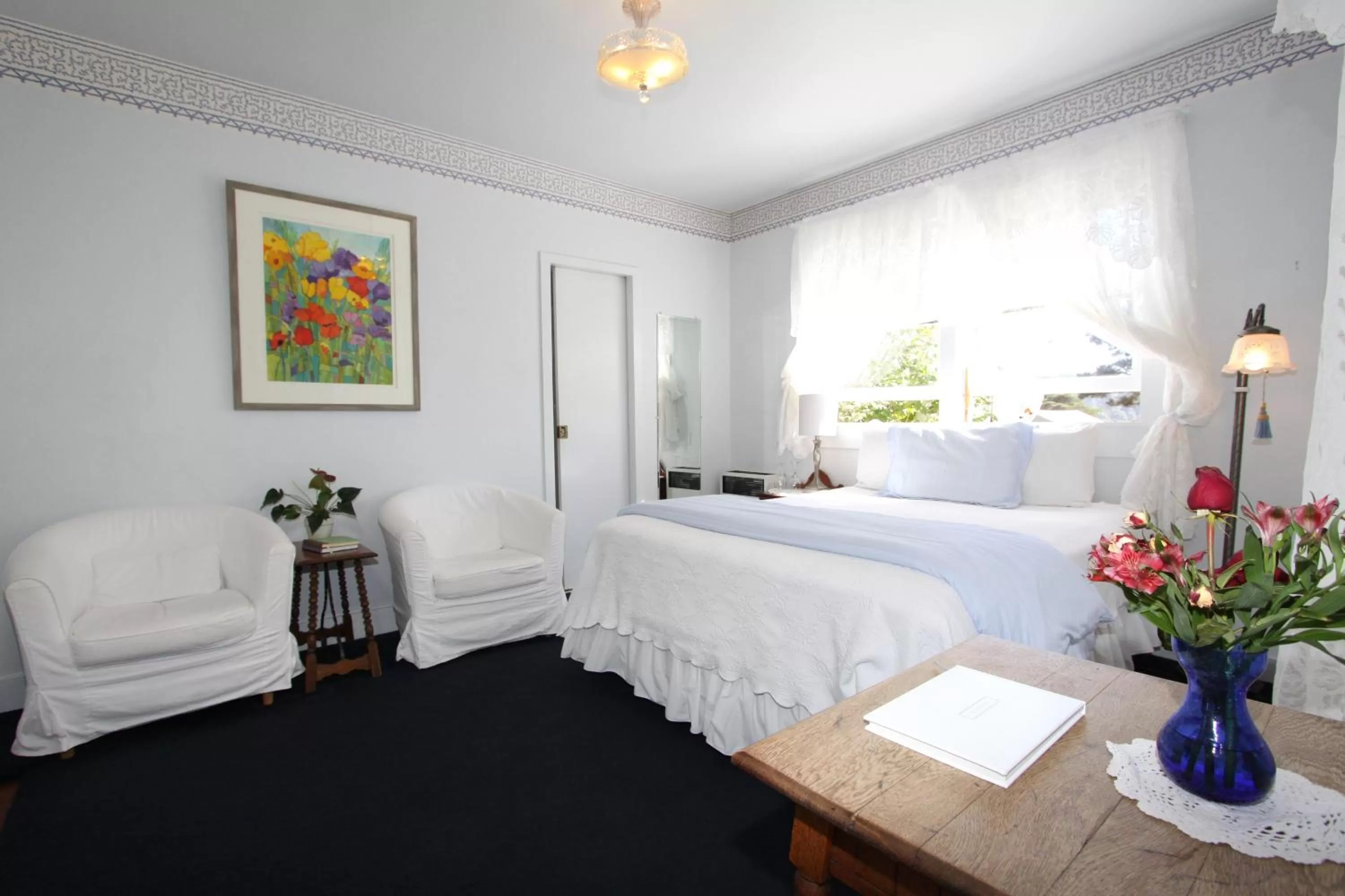 Bed in Seagull Inn Bed & Breakfast