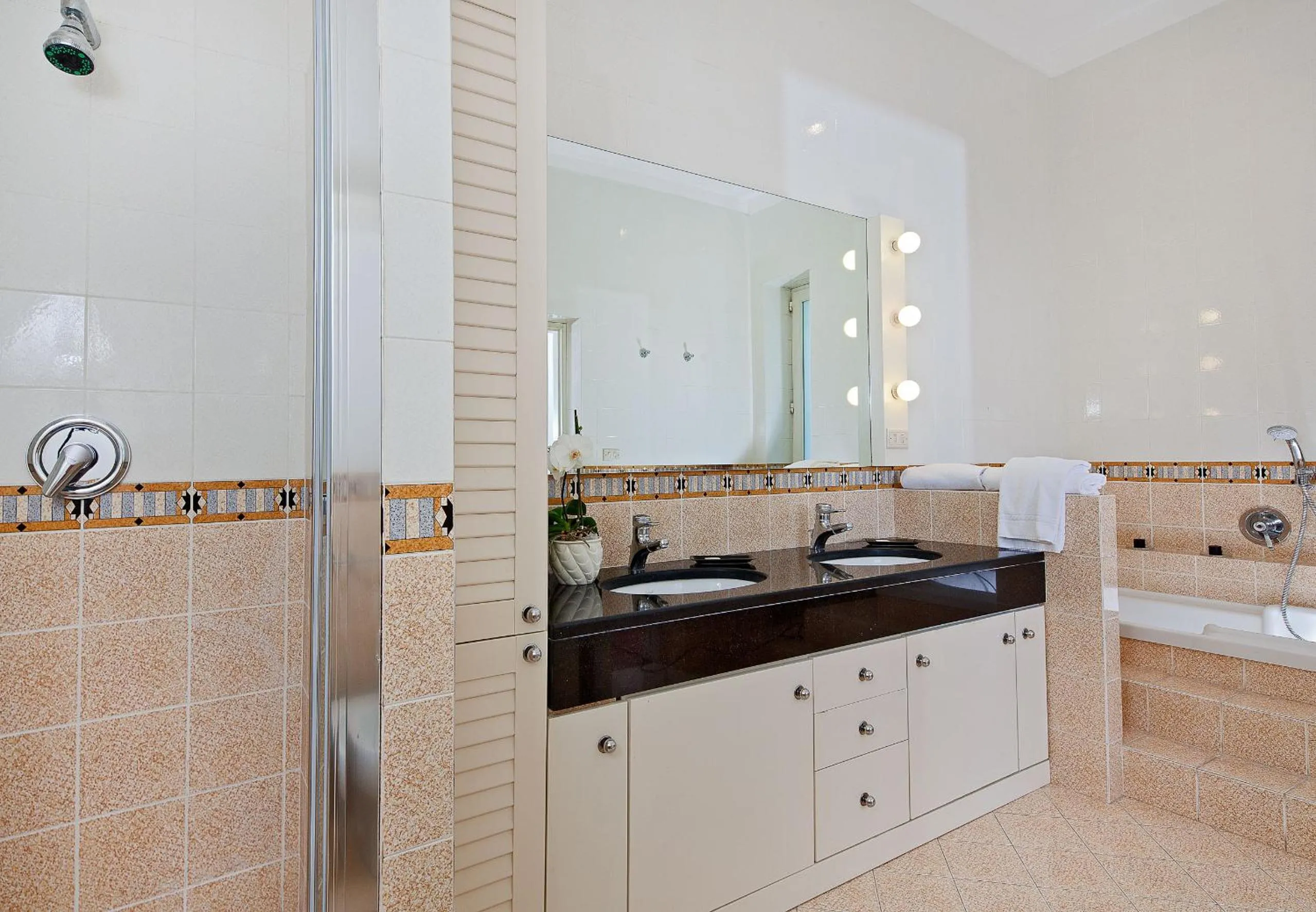 Bathroom in Villa Oriana Relais