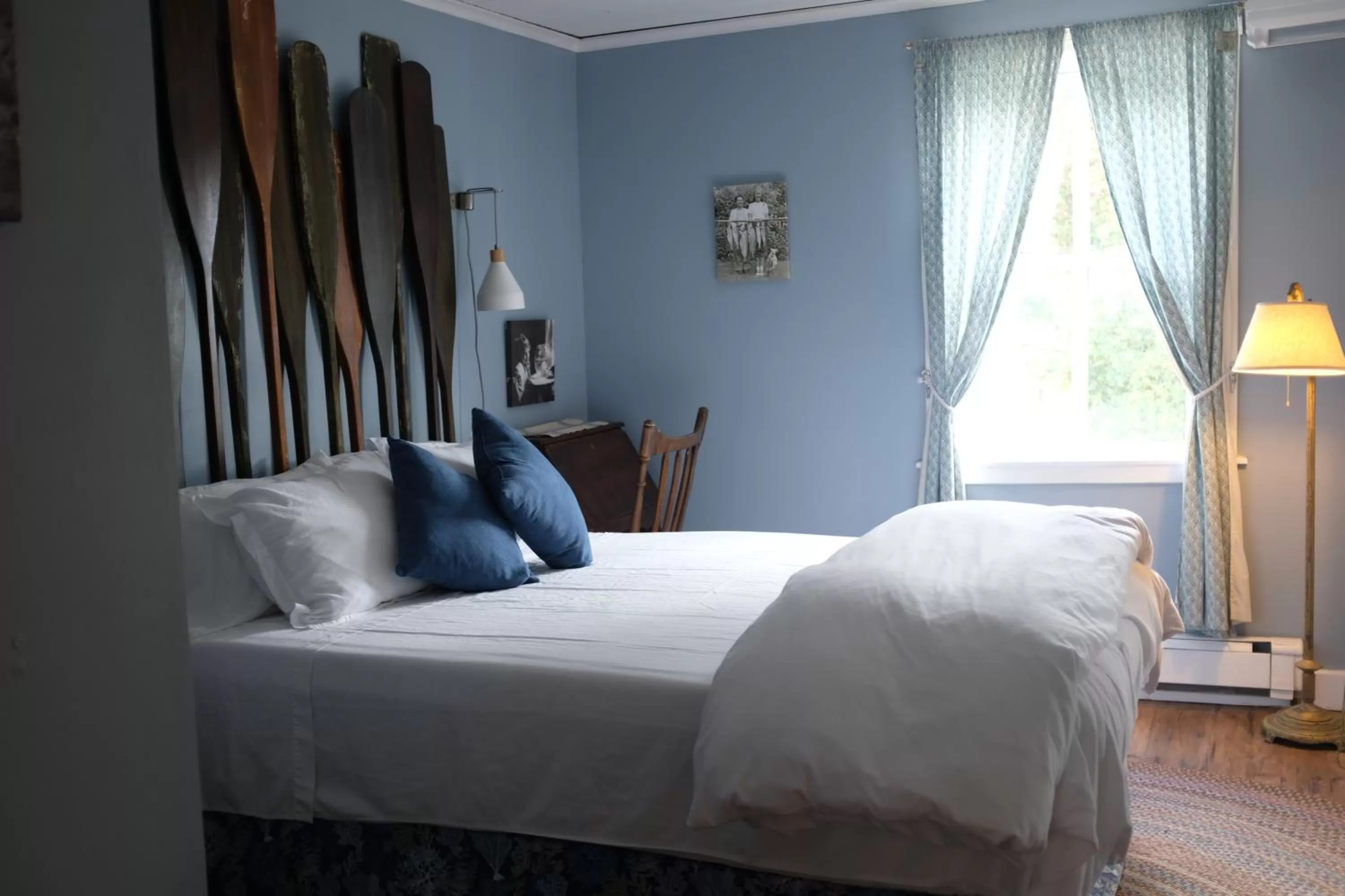 Bedroom, Bed in Orcas Hotel