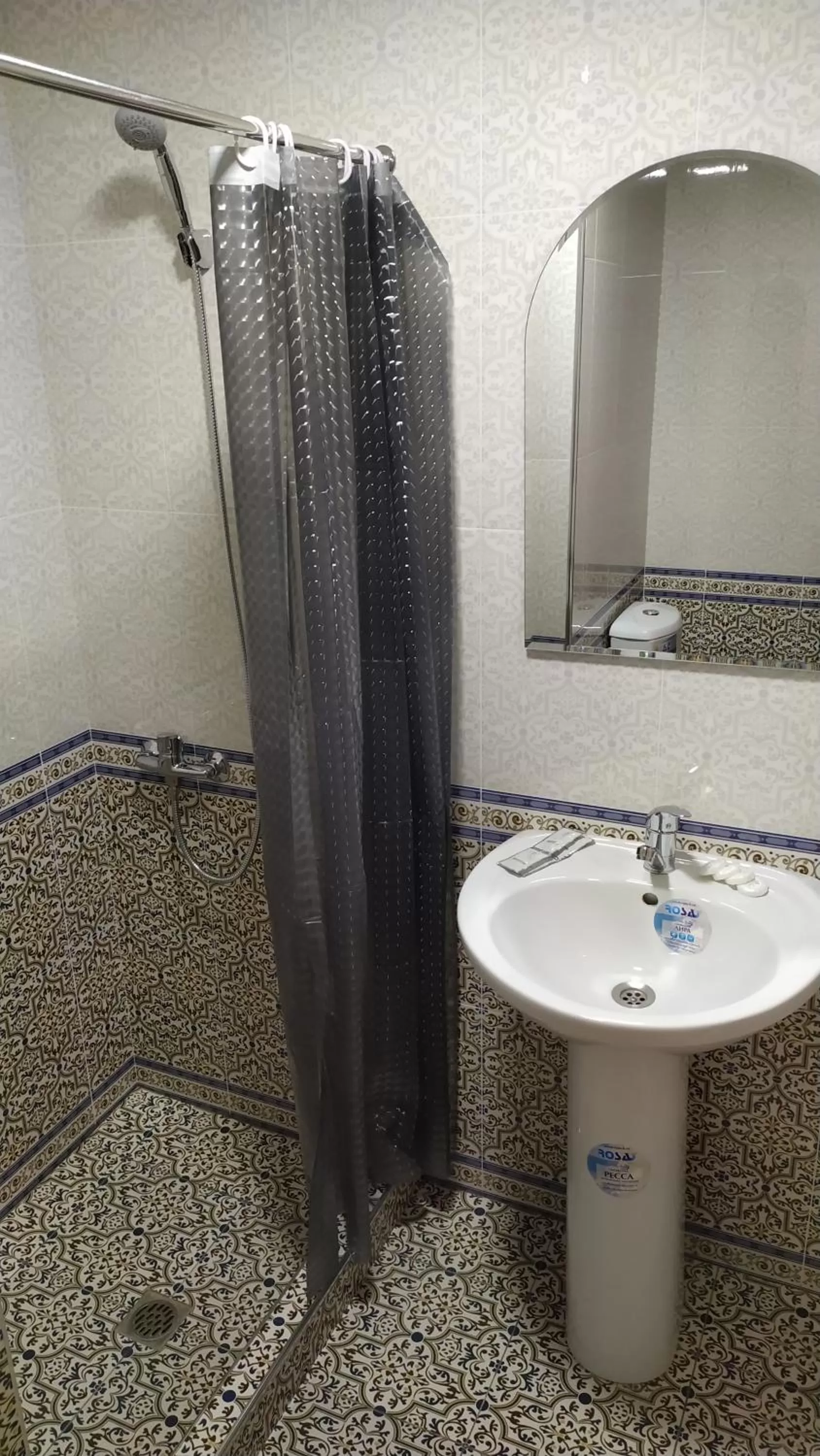 Bathroom in Alisher B&B Chorbog'