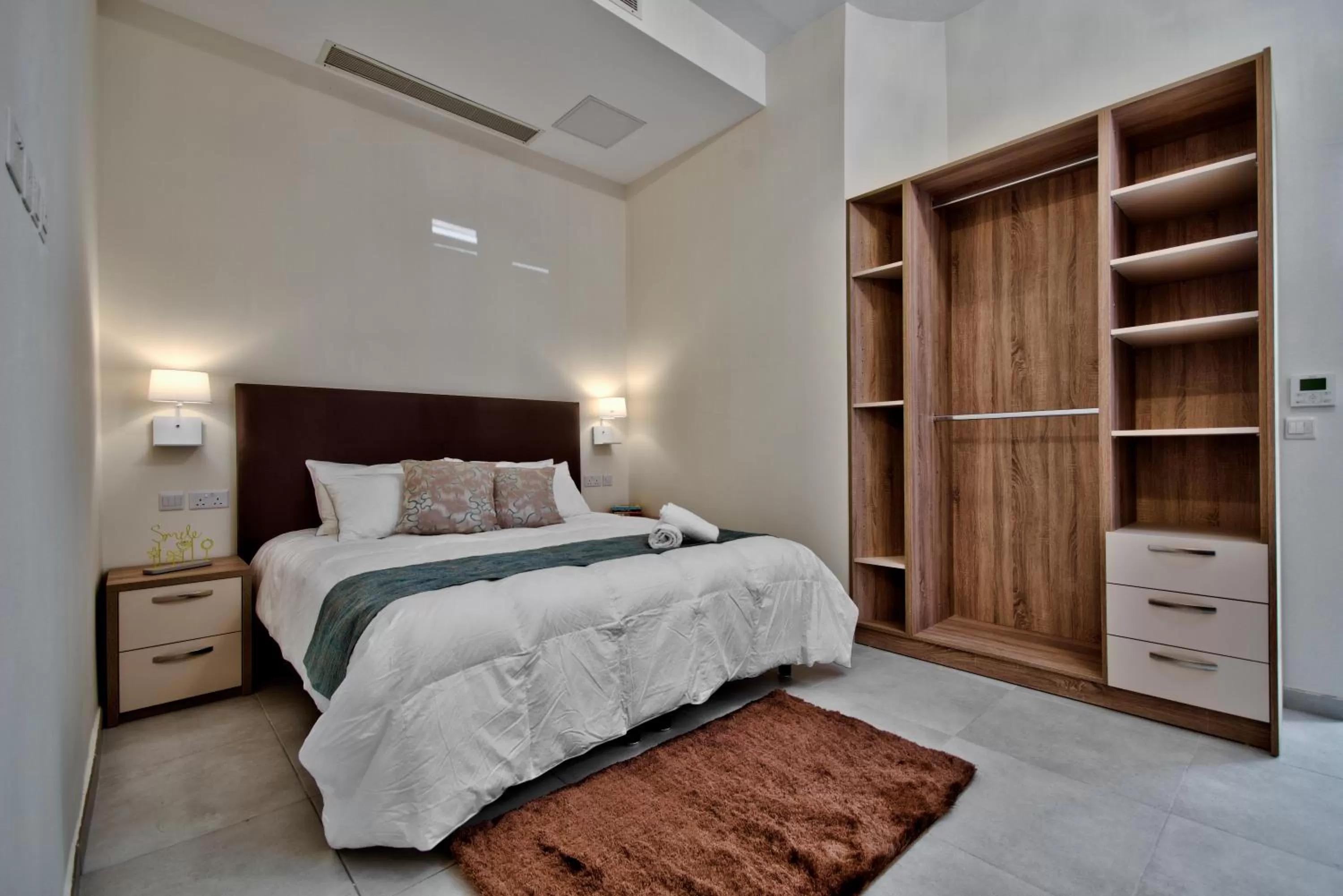 Bed in The Suites – Piazza Kirkop