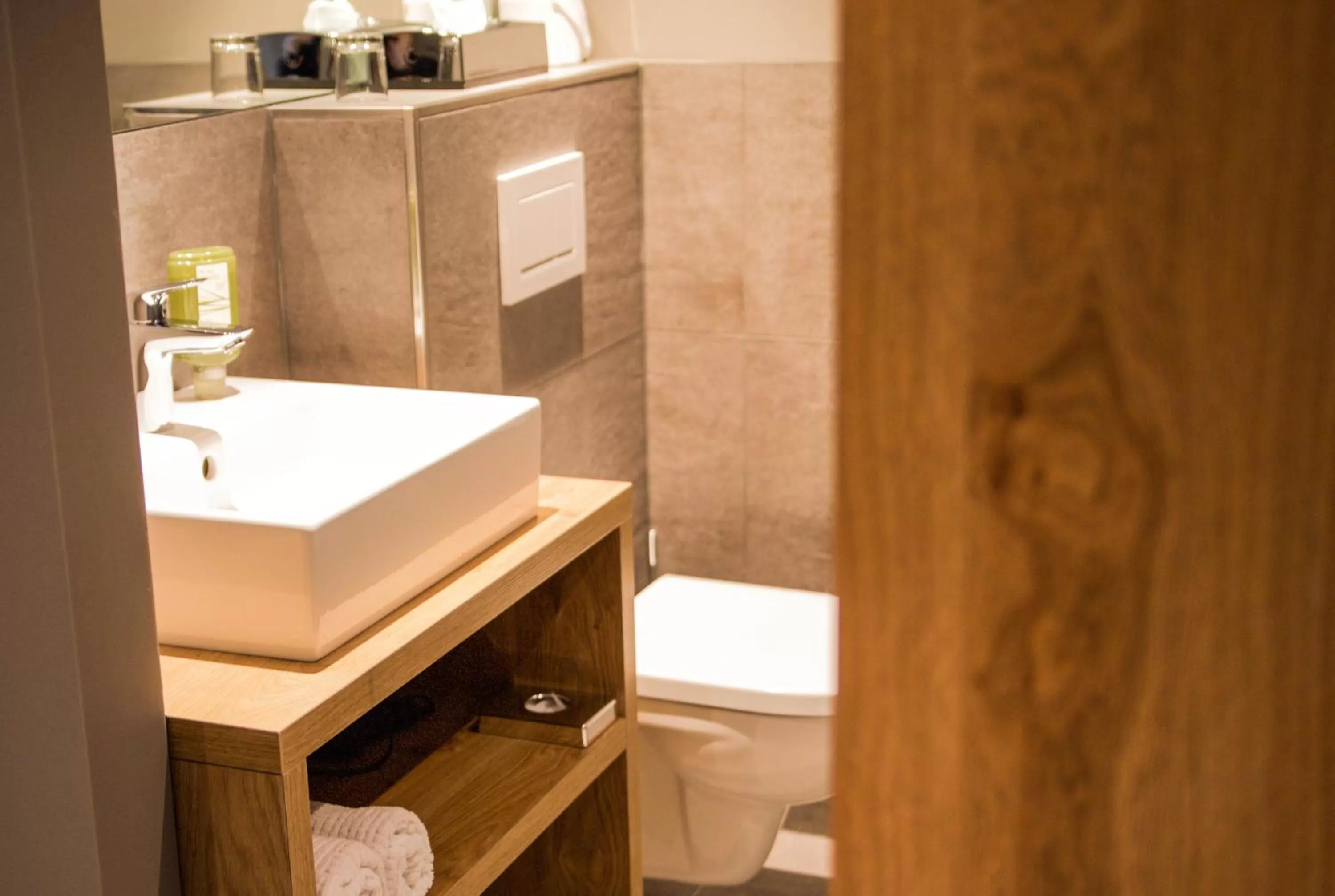 Toilet in SeeHotel Ketsch