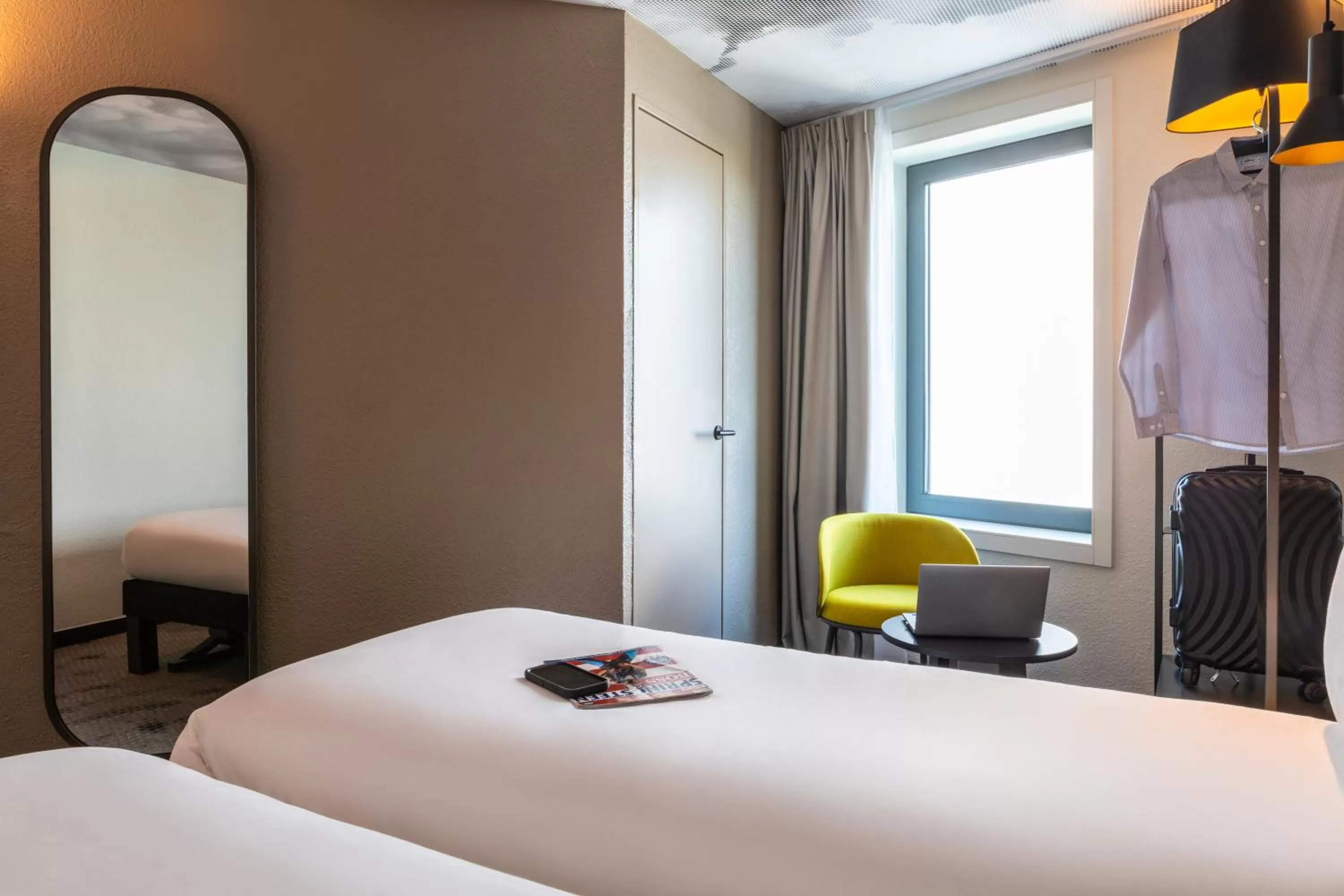 Bedroom, Bed in ibis Paris Coeur d'Orly Airport
