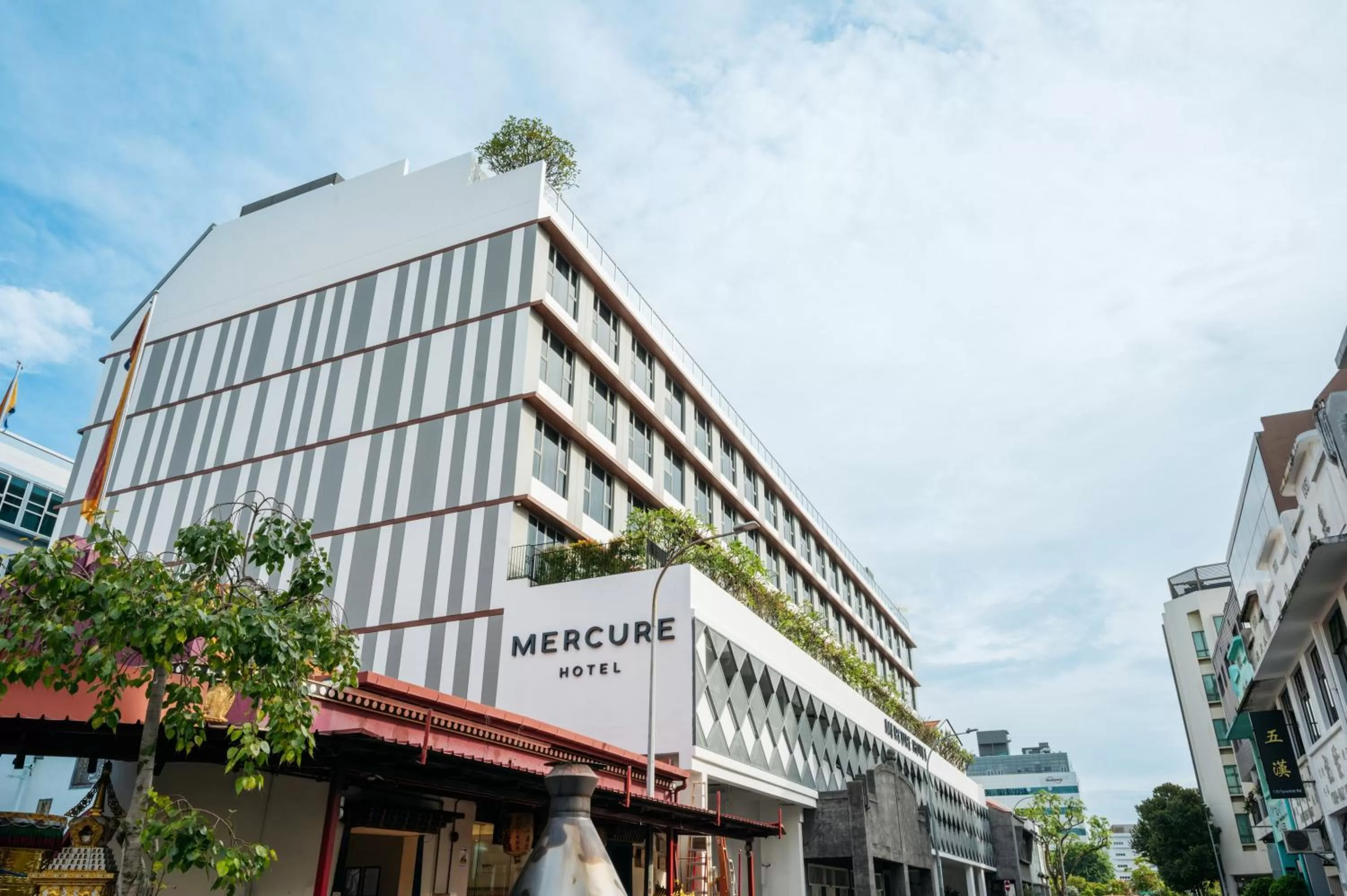 Property building in Mercure Singapore Tyrwhitt