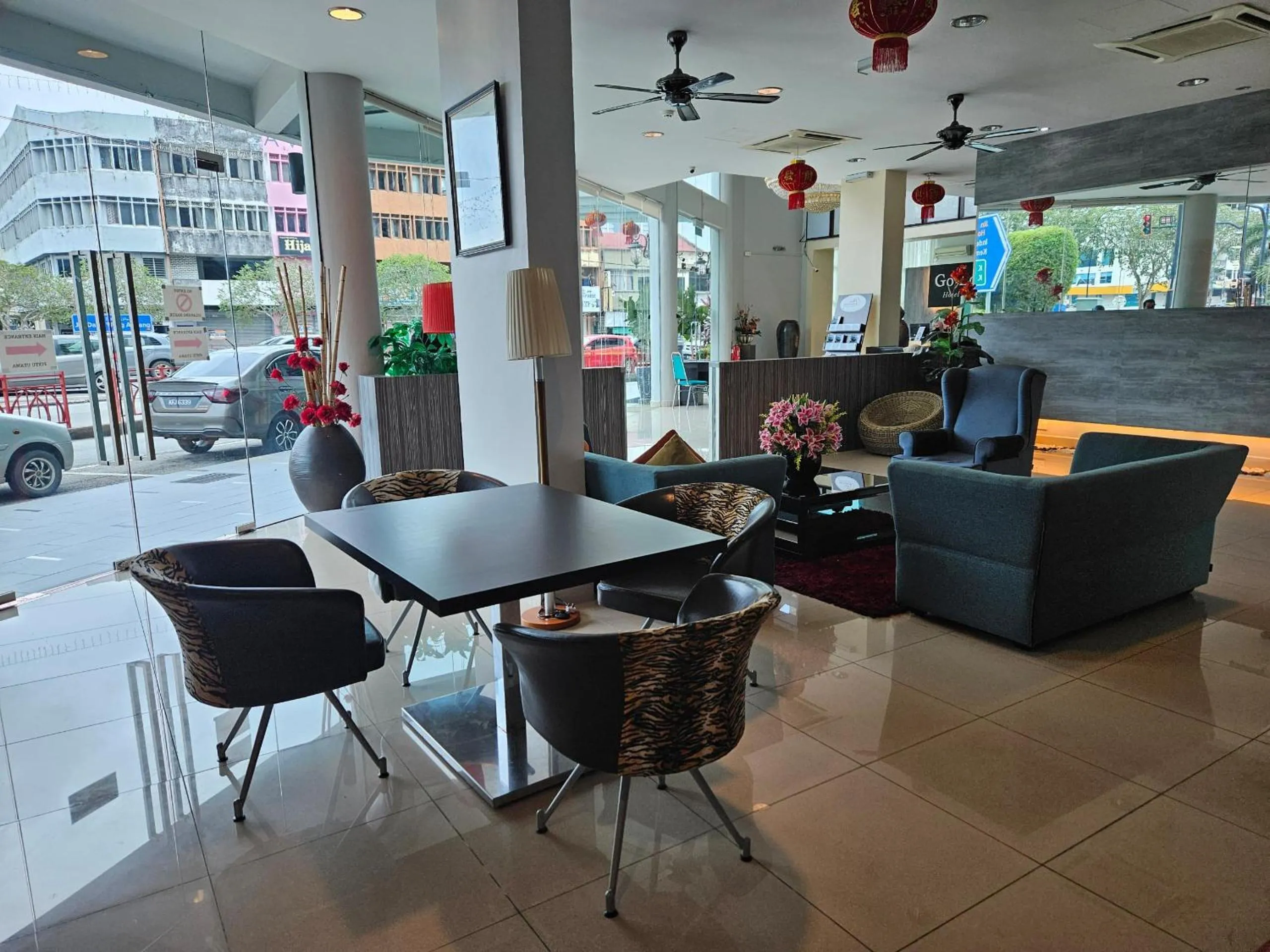 Seating area in Go Lodge Hotel Kuantan