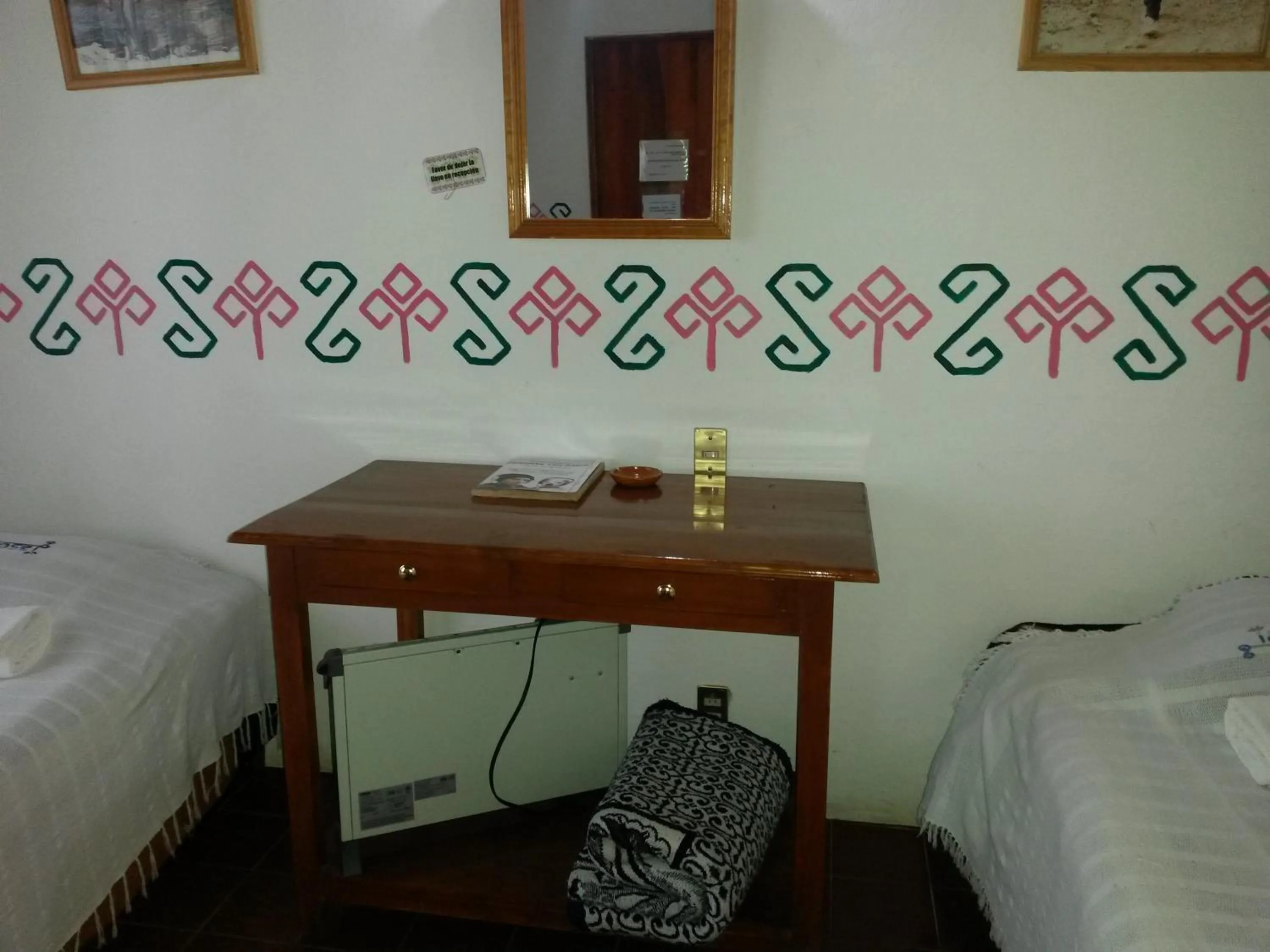 Bedroom, Bed in Hotel Taselotzin