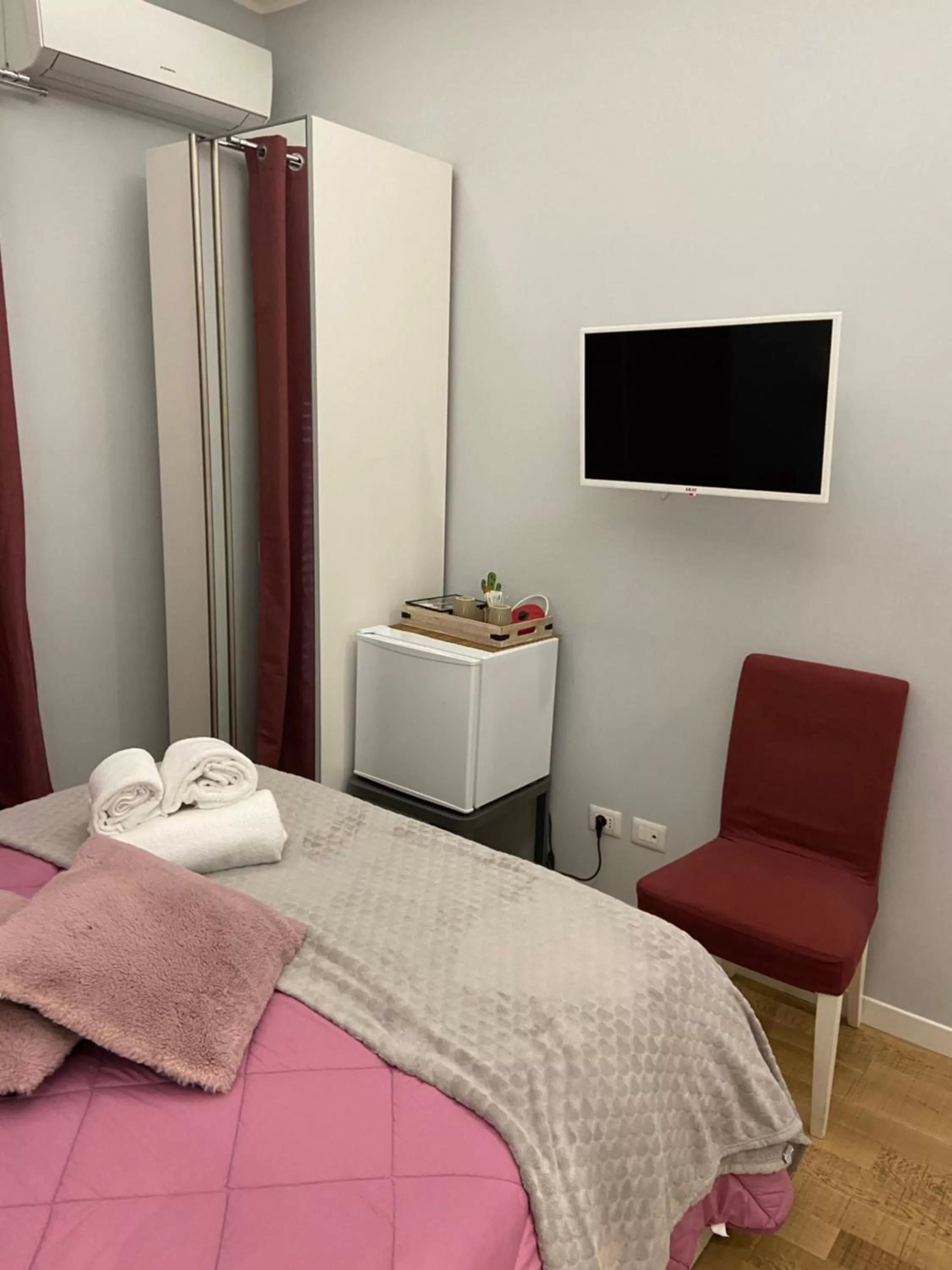 TV/Entertainment Center in B&B Vesù