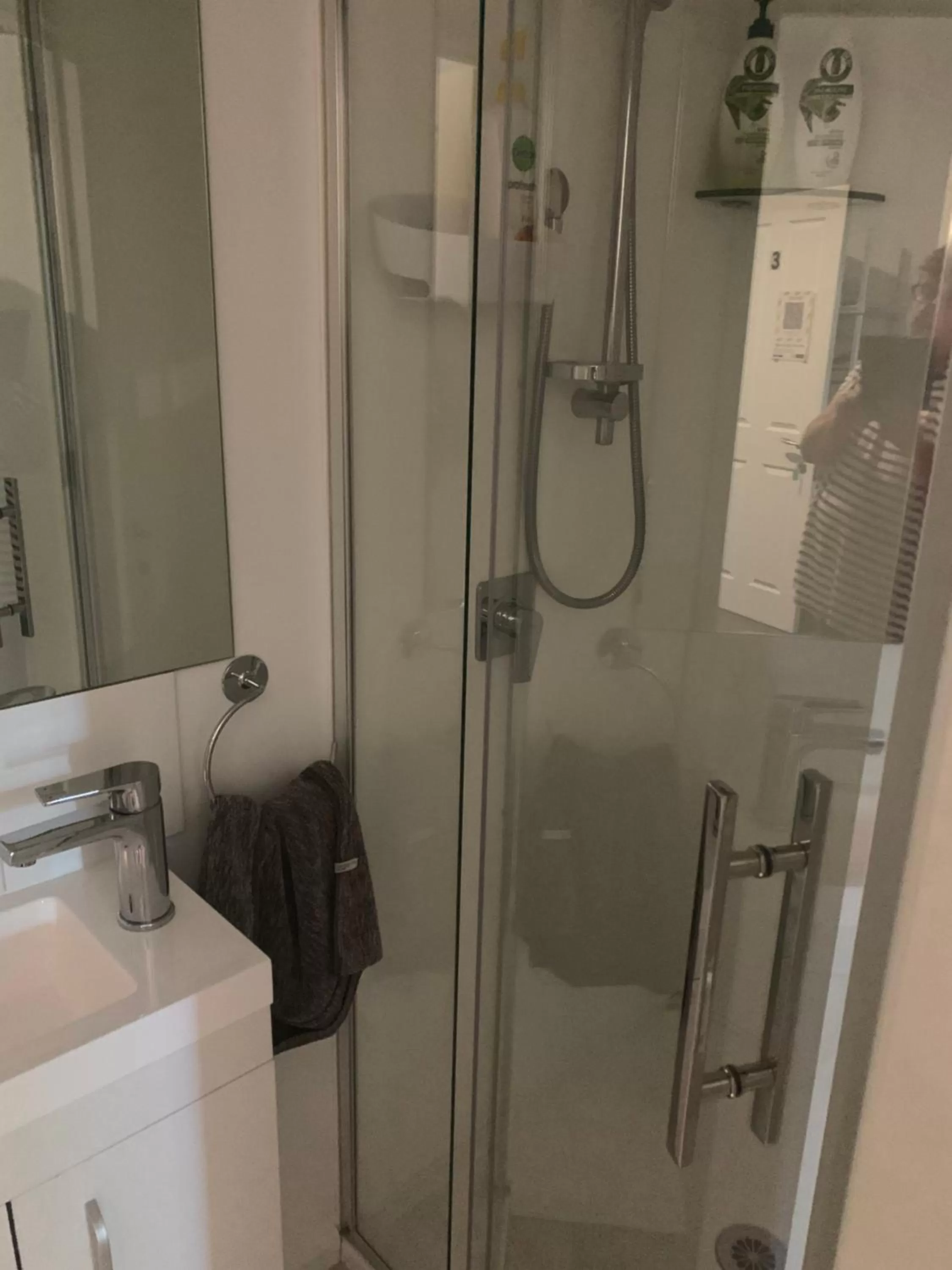 Bathroom in Cromwell Getaway