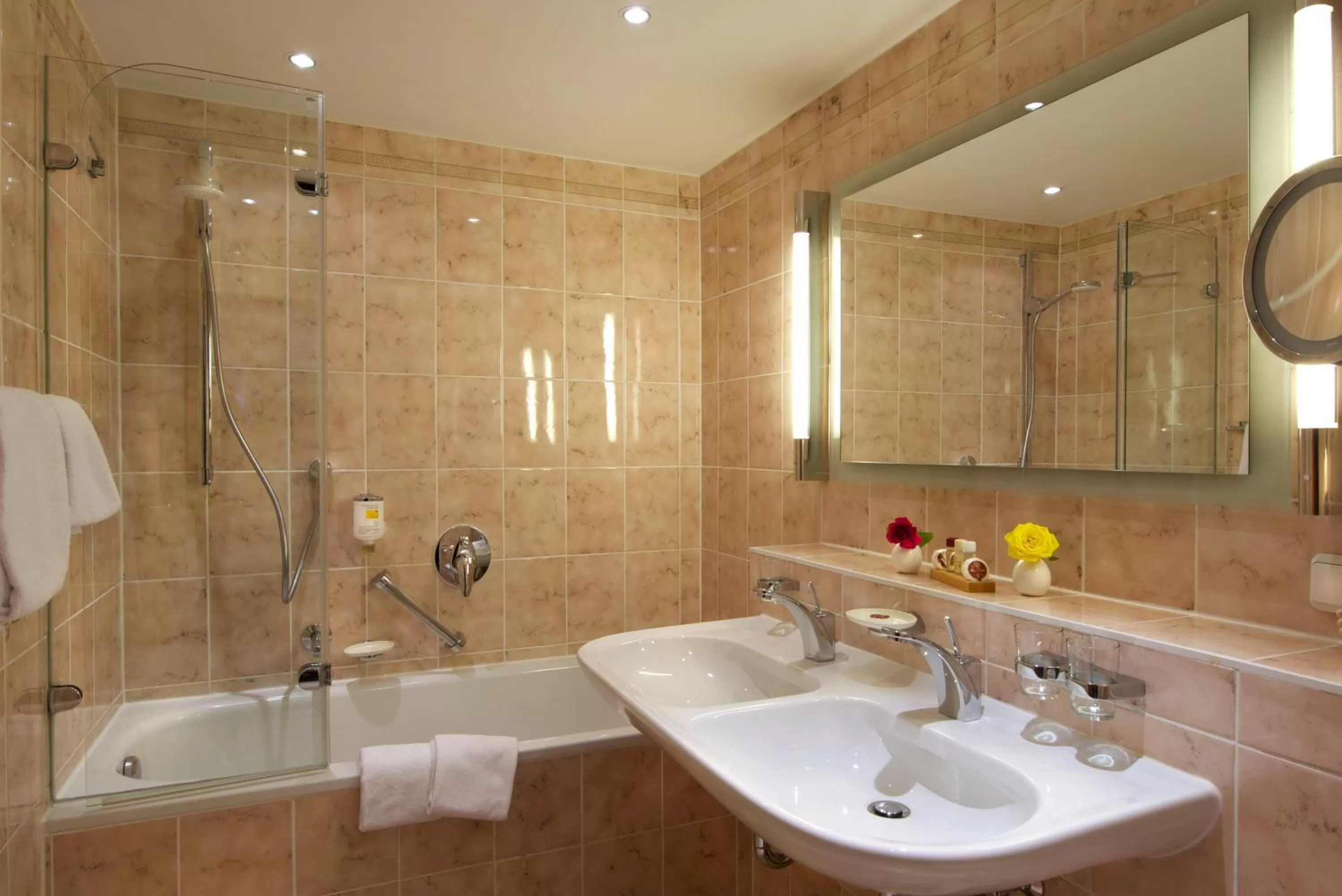 Bathroom in Hotel Torbräu