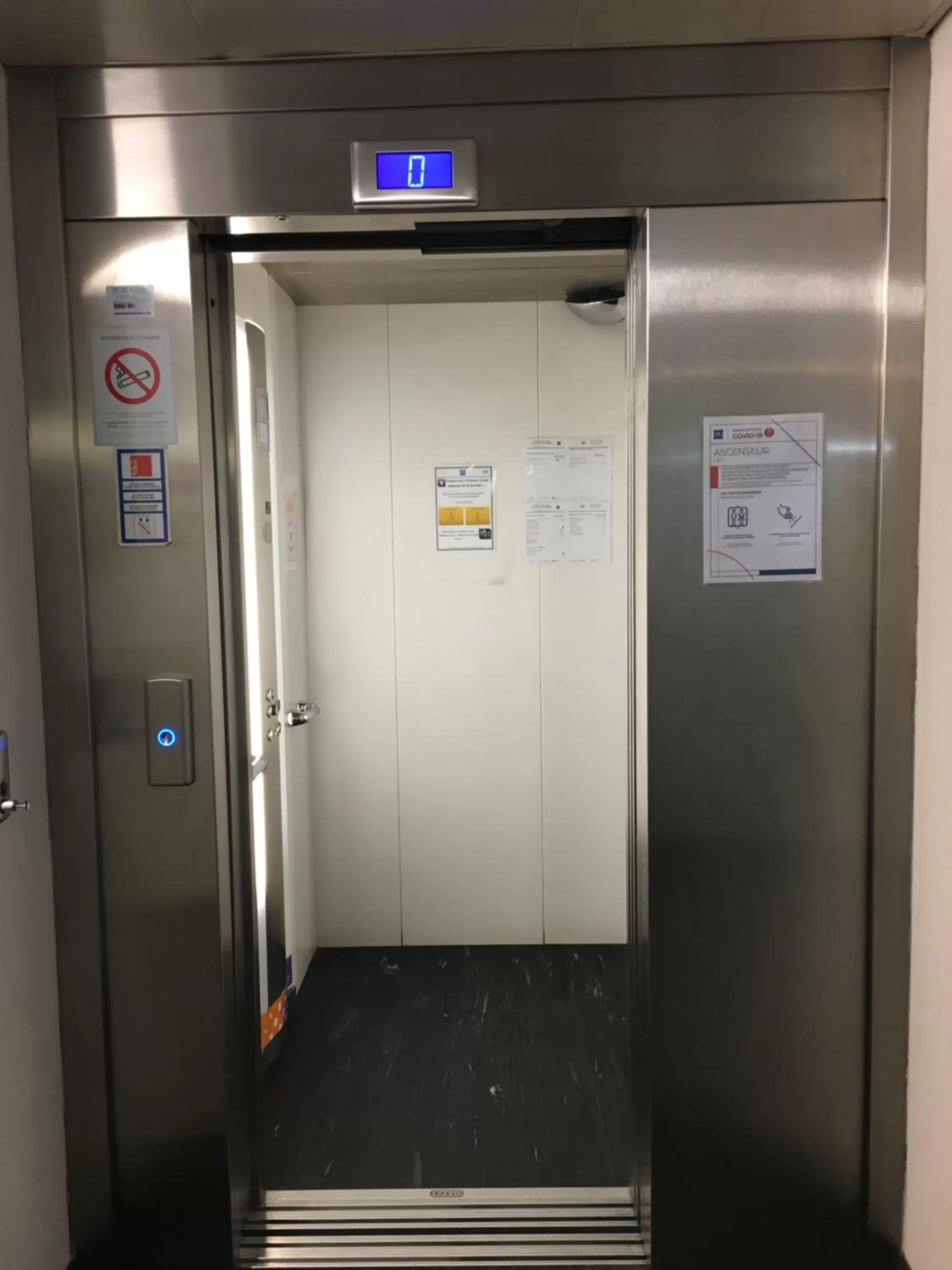 Facility for disabled guests in ibis budget Rochefort