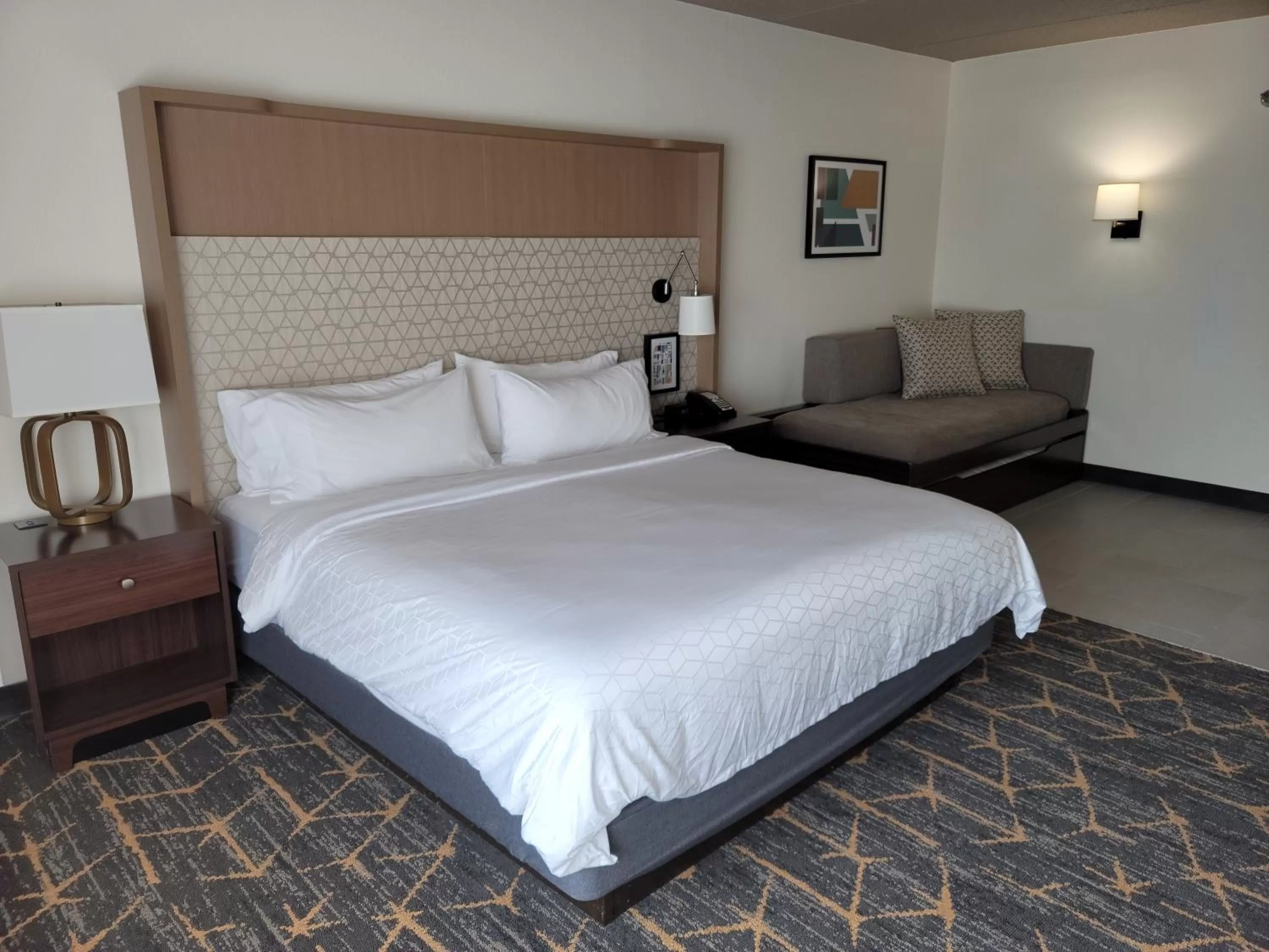 King Room - Hearing Accessible - Non-Smoking in Holiday Inn & Suites Wausau-Rothschild by IHG