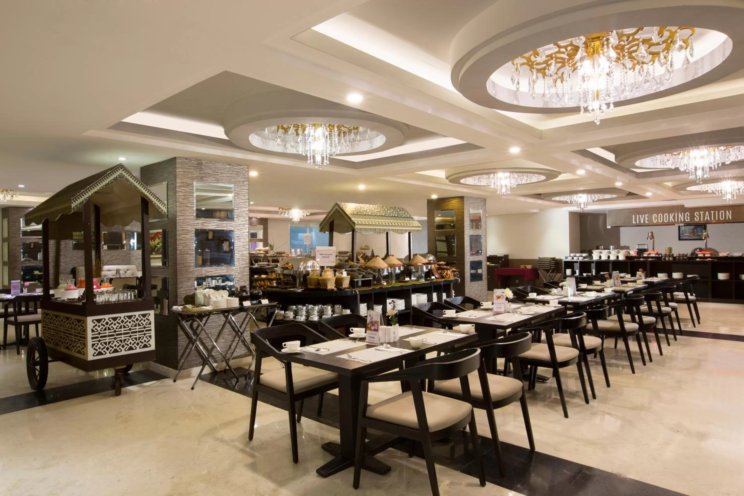 Restaurant/places to eat in Swiss-Belhotel Lampung