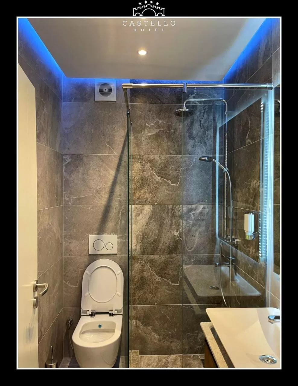 Bathroom in Hotel Castello