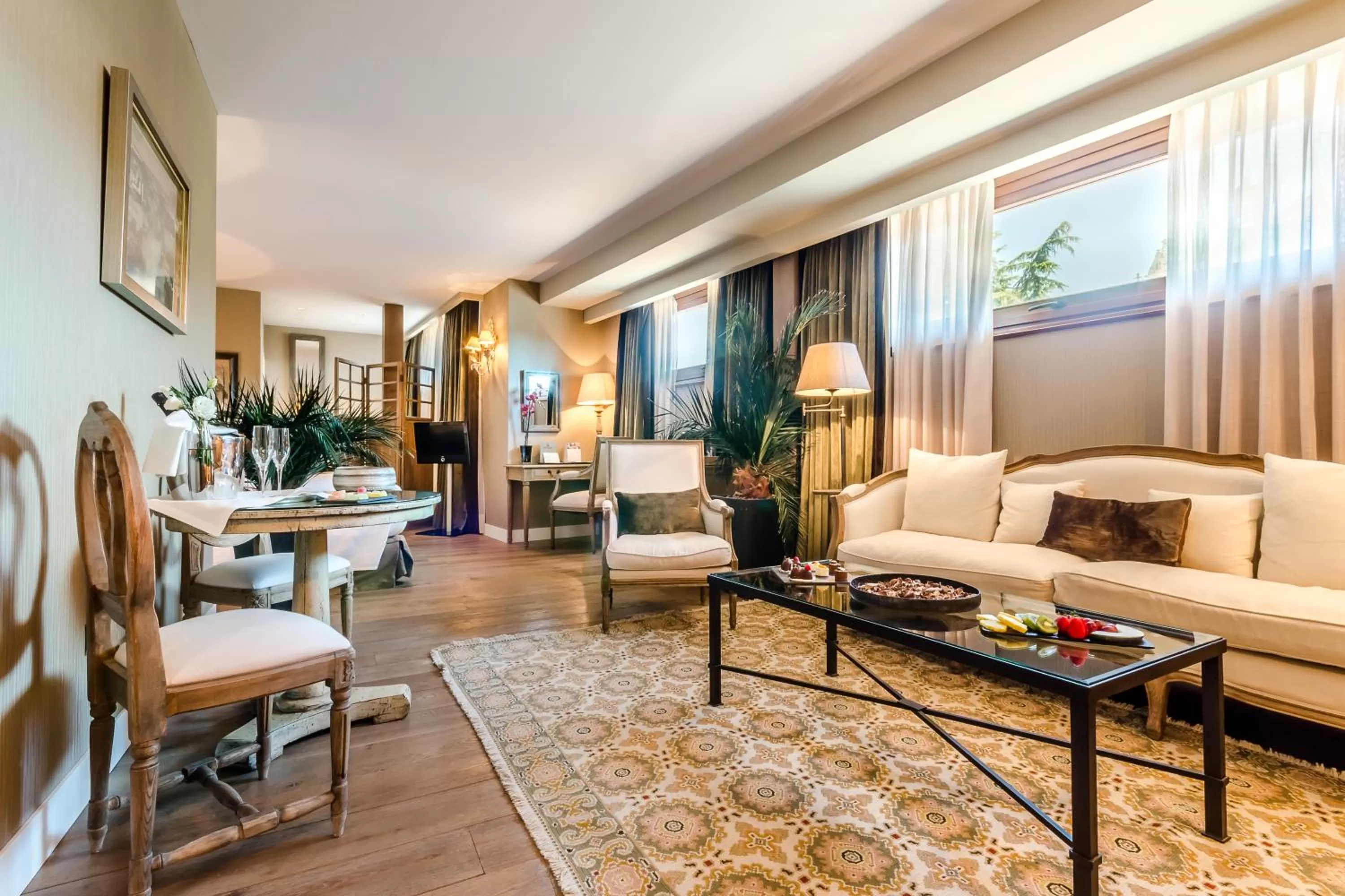 Decorative detail in Grand Hotel Don Gregorio