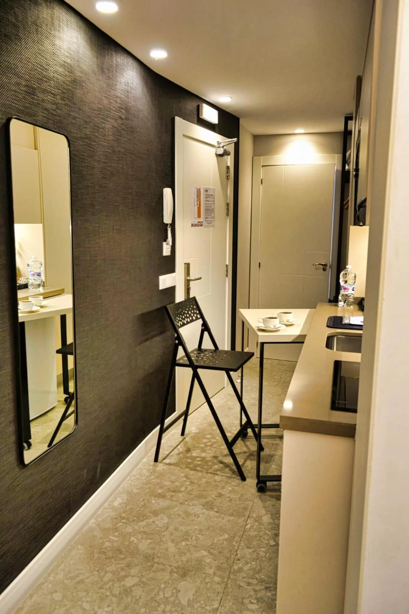 Kitchen or kitchenette in GBH Hotel-Apartamentos Posidonia