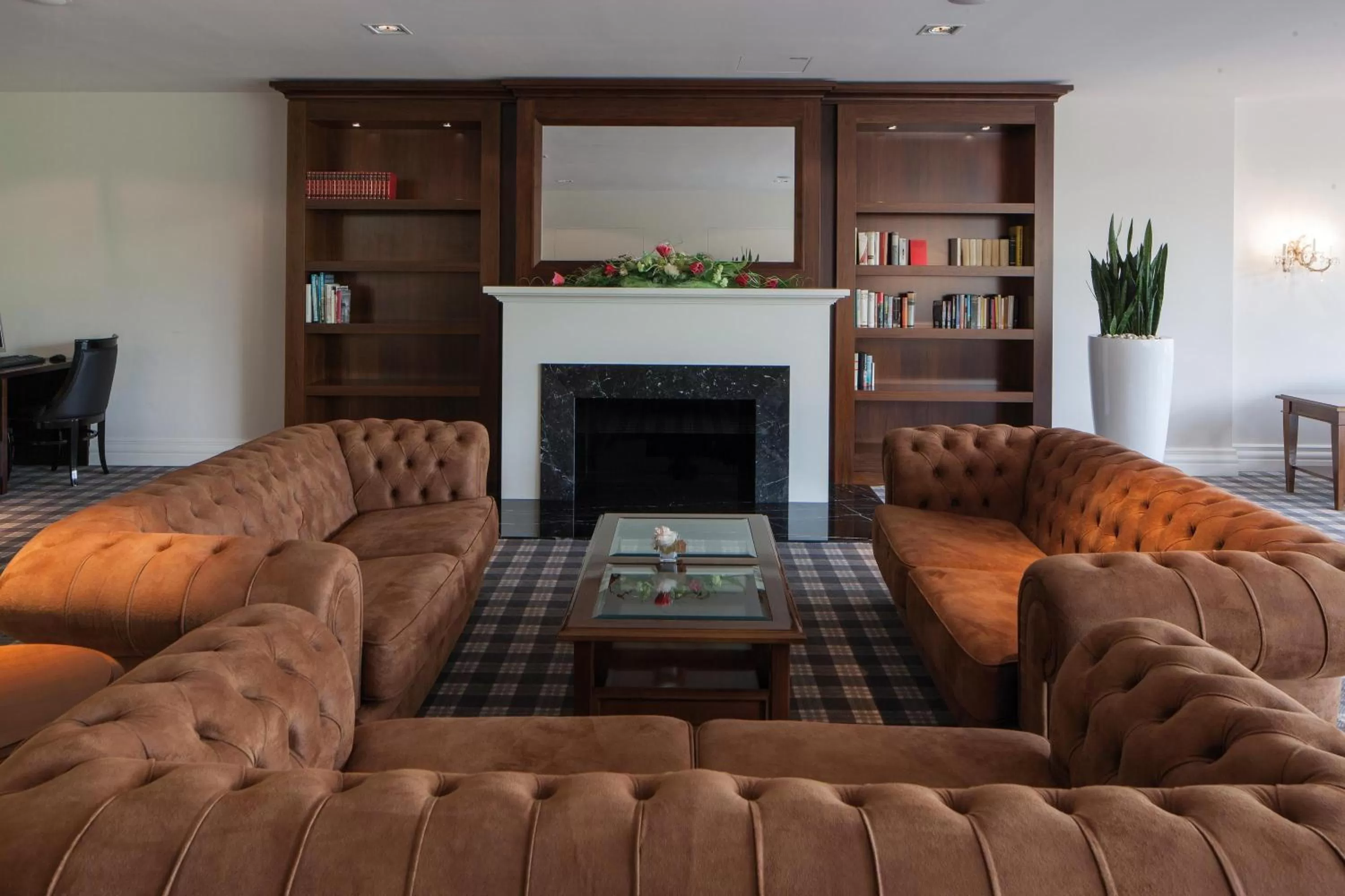 Library in Austria Trend Parkhotel Schönbrunn Wien