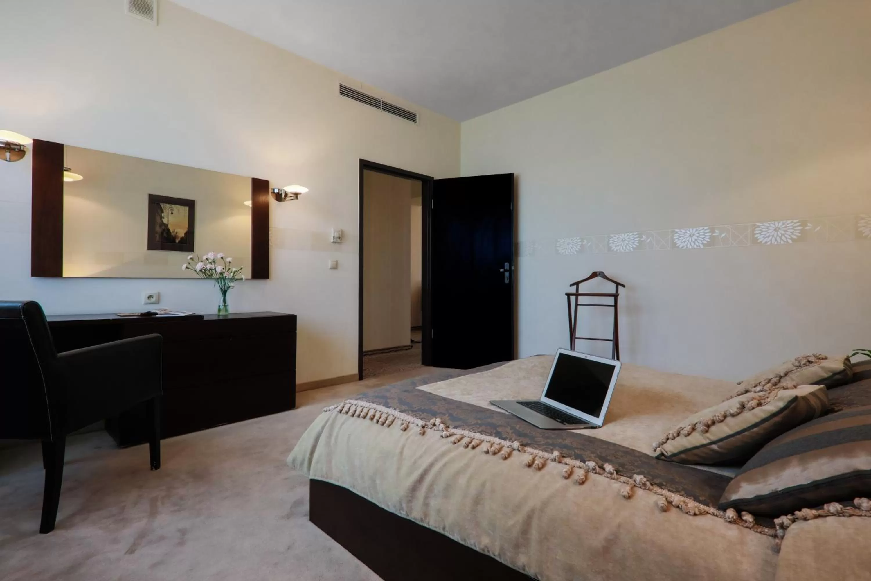 Photo of the whole room, Bed in Hotel Borowiecki