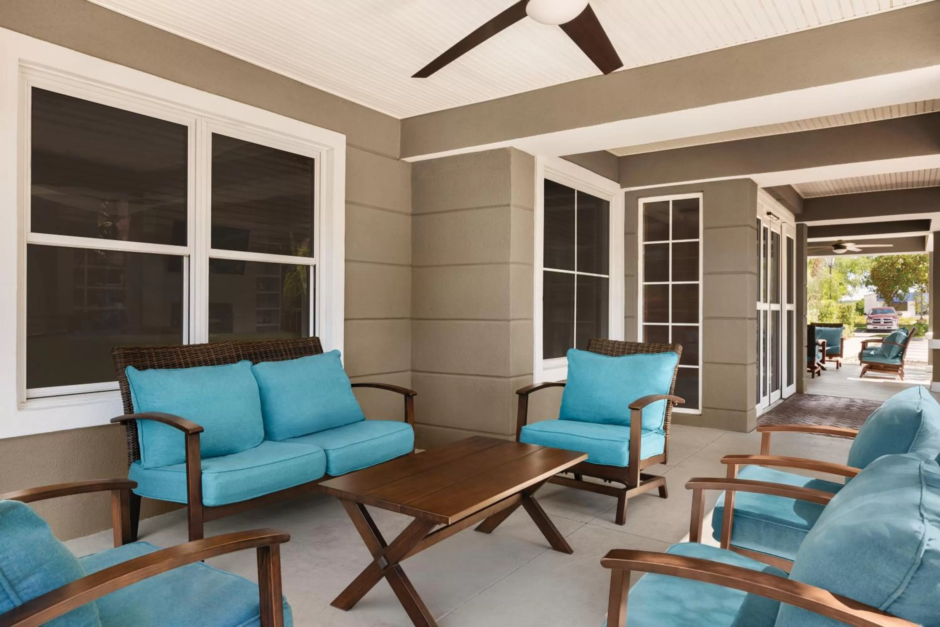 Patio in Country Inn & Suites by Radisson, Beaufort West, SC