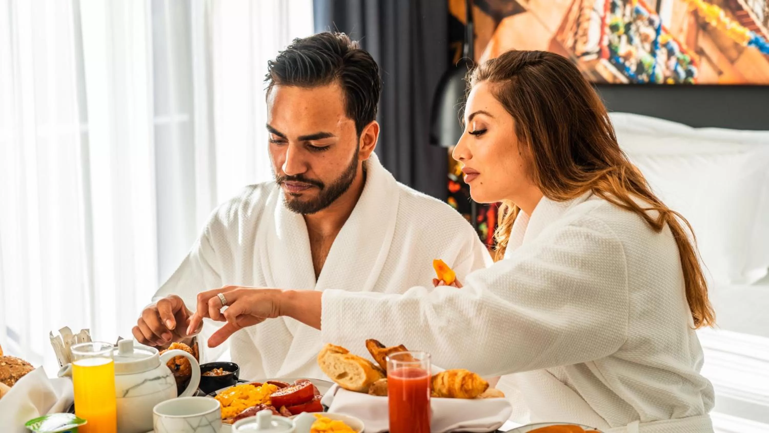 People in Hills Hotel Lisboa