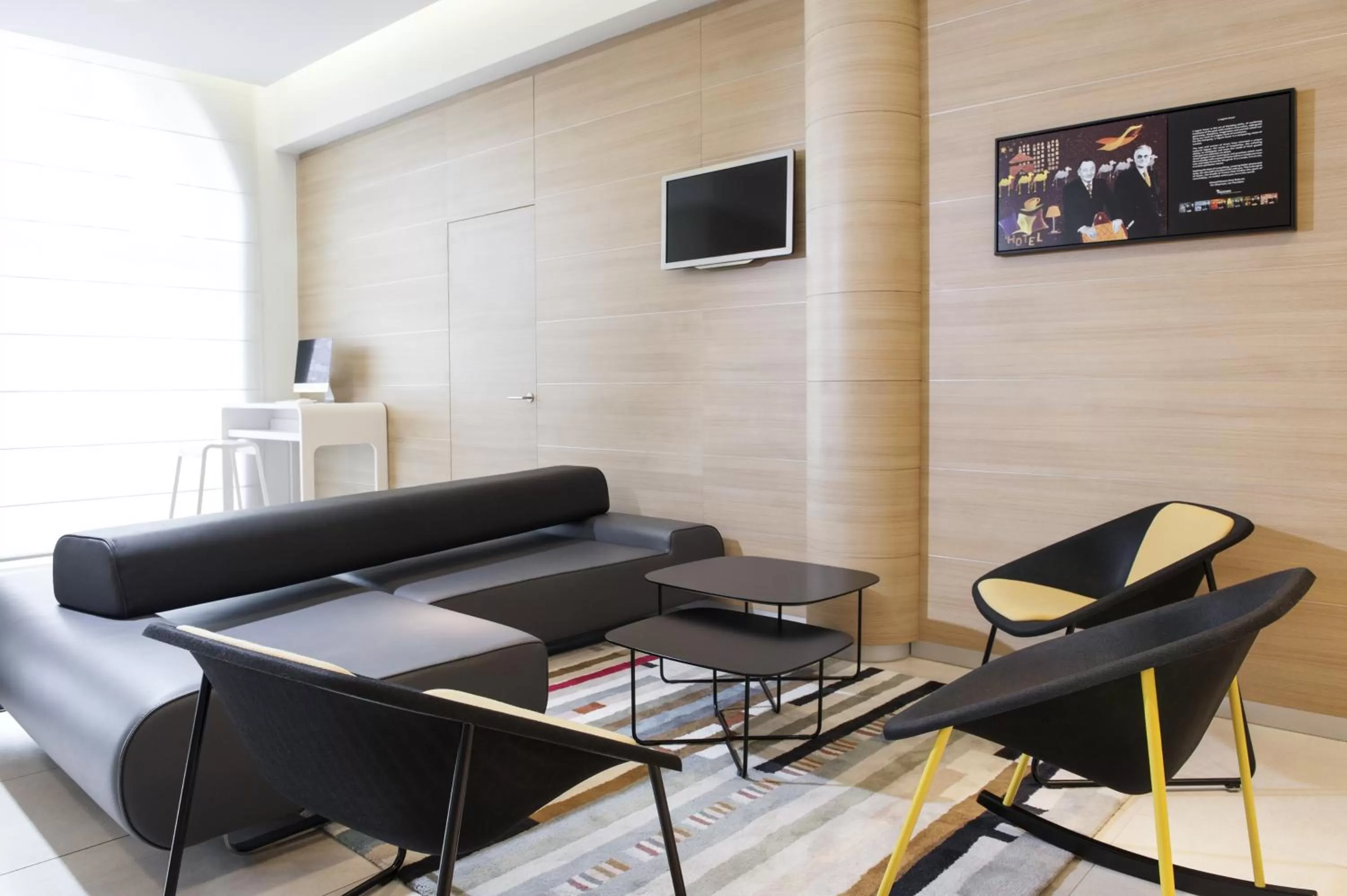 Lobby or reception in Novotel Brussels Centre Midi