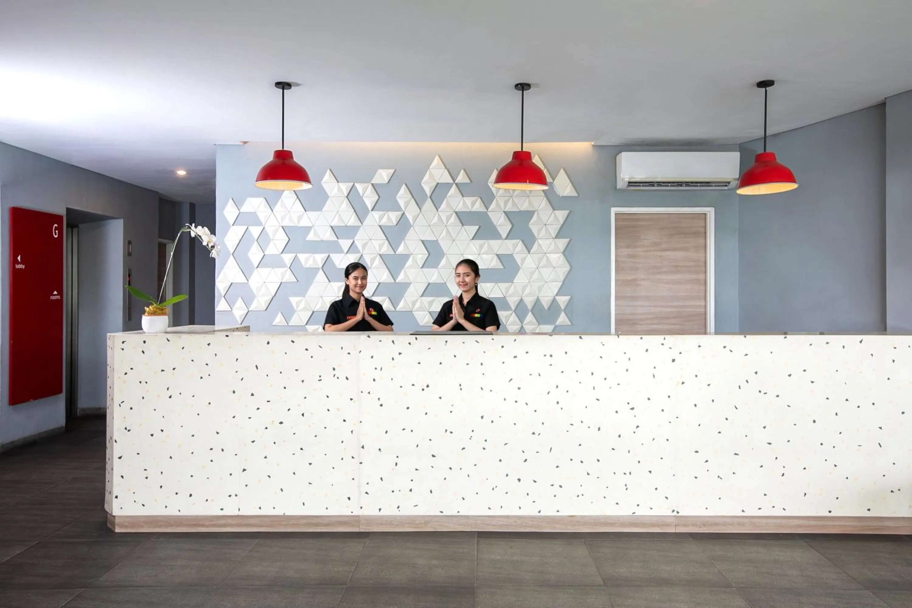 Lobby or reception in Amaris Hotel Bandara Soekarno Hatta