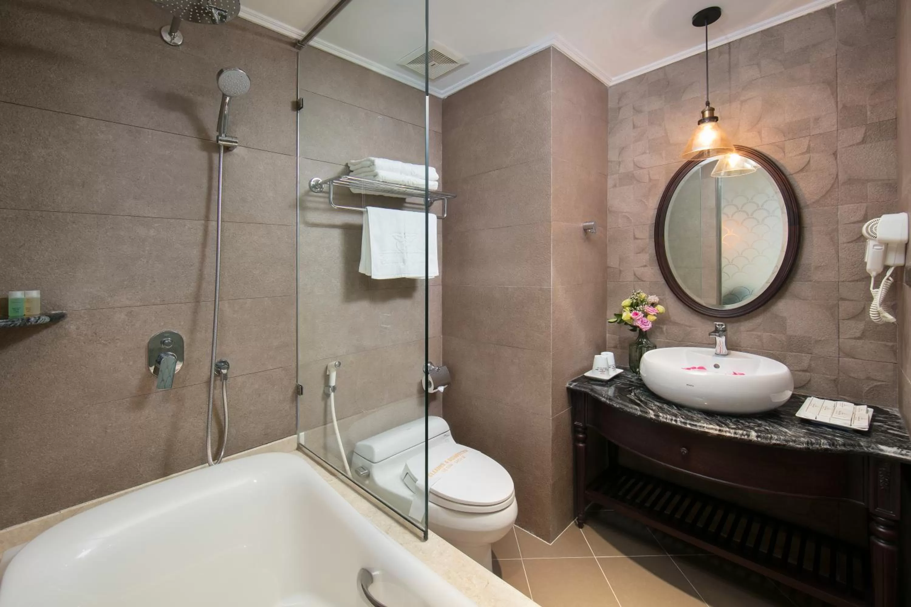 Shower in Canary Hotel