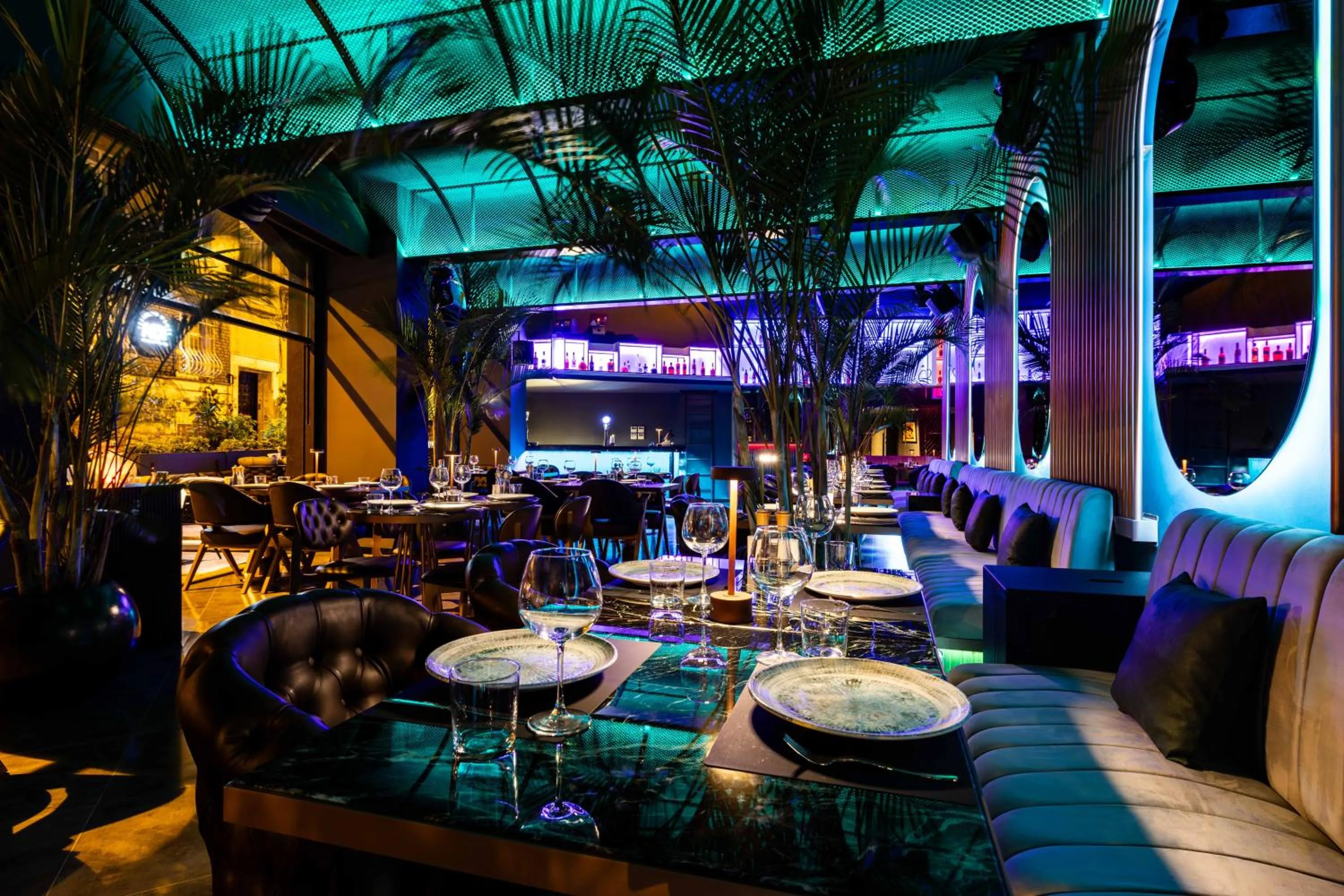 Restaurant/places to eat in Hotel Villa Zurich-Special Category