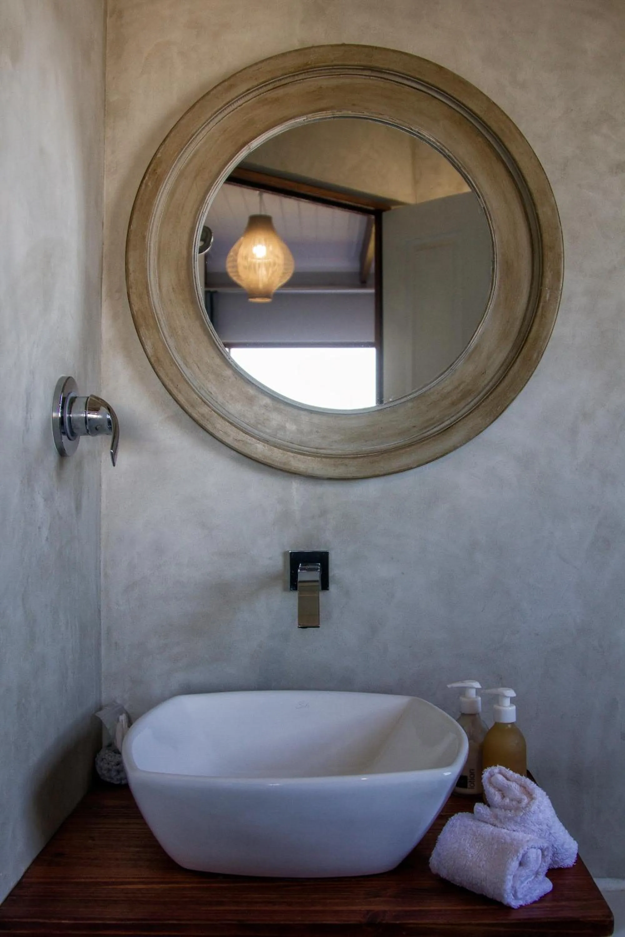 Bathroom in A Hilltop Country Retreat