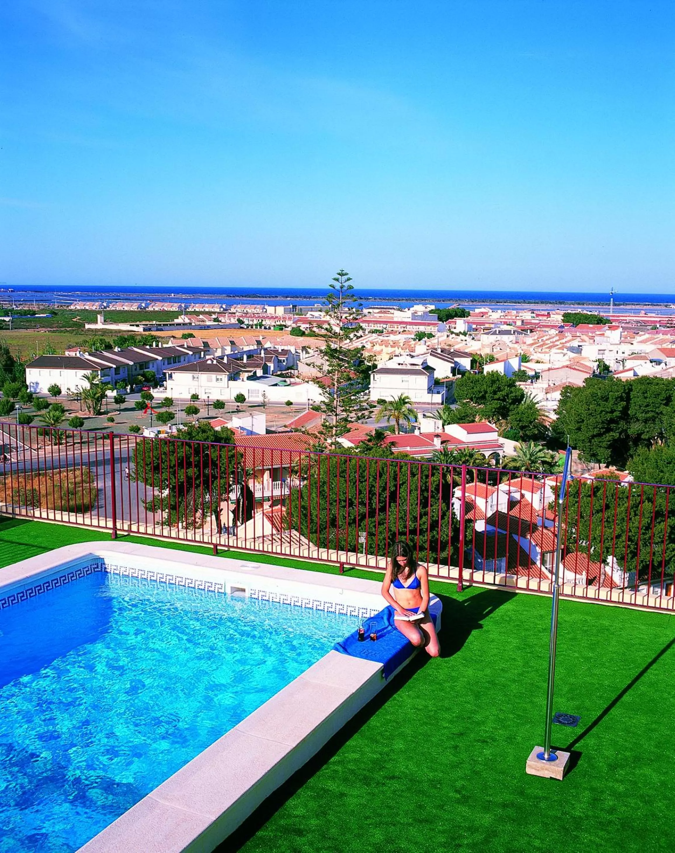 Swimming pool in Aparthotel Bahía