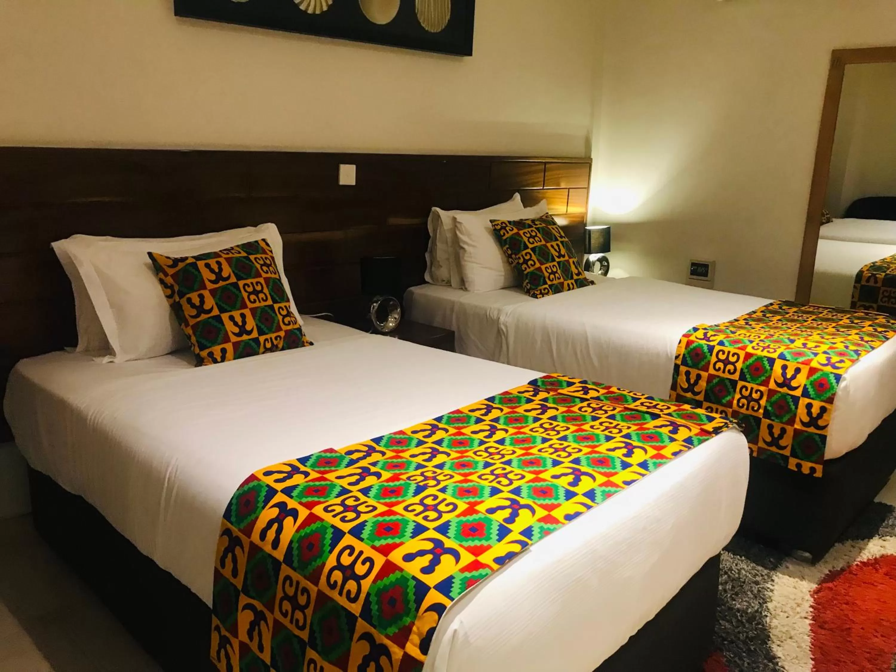 Bedroom, Bed in Airport West Hotel