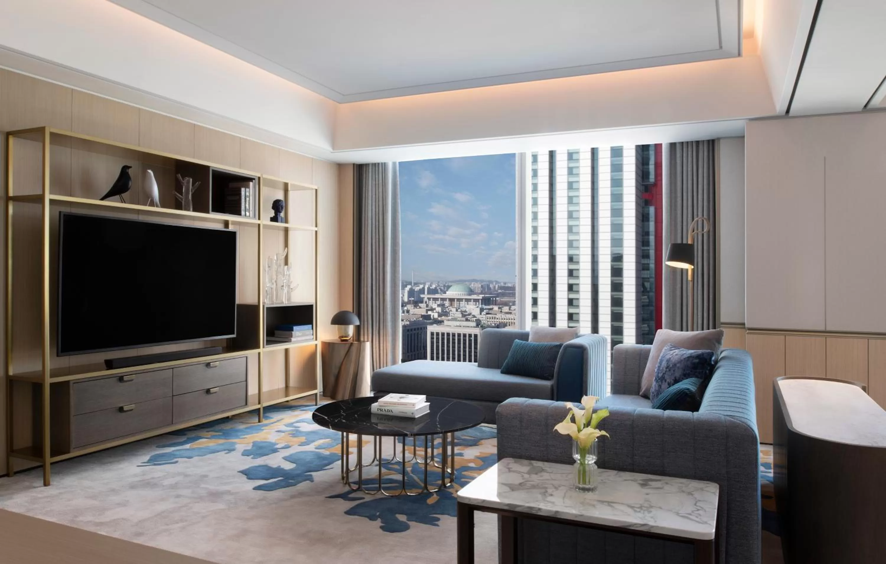 Living room in Fairmont Ambassador Seoul