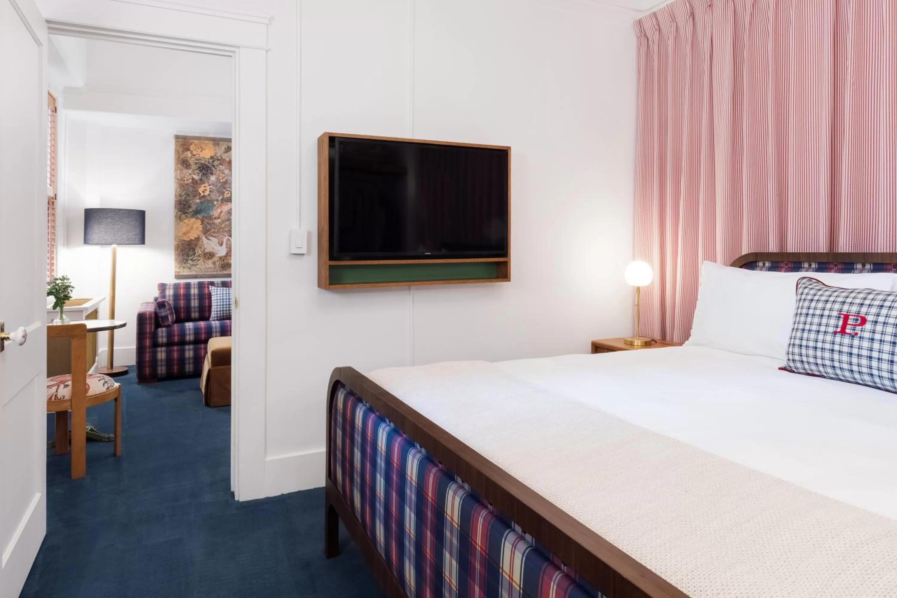 Bed in Palihotel San Diego Gaslamp Quarter