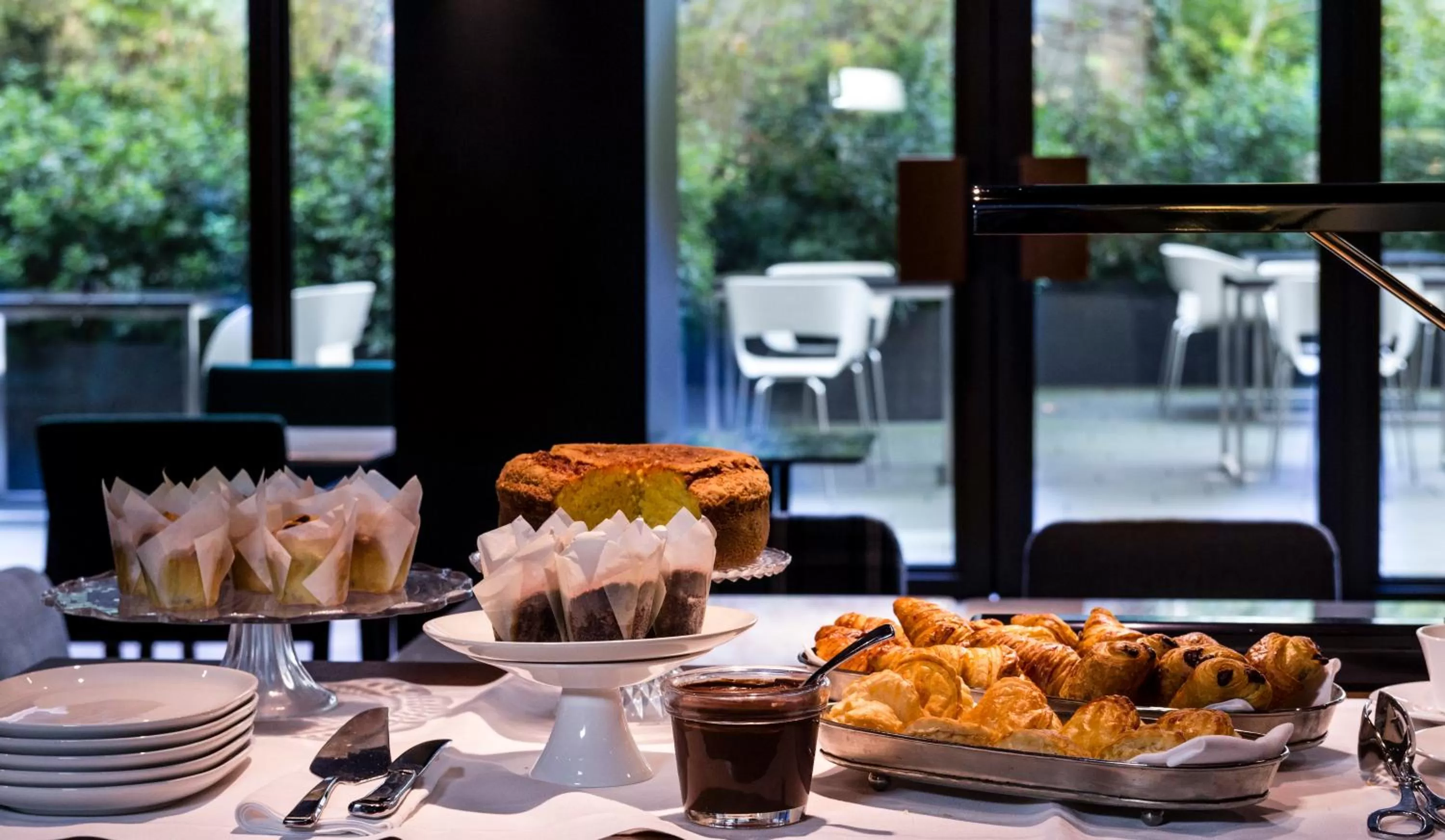 Buffet breakfast in Alma Barcelona GL