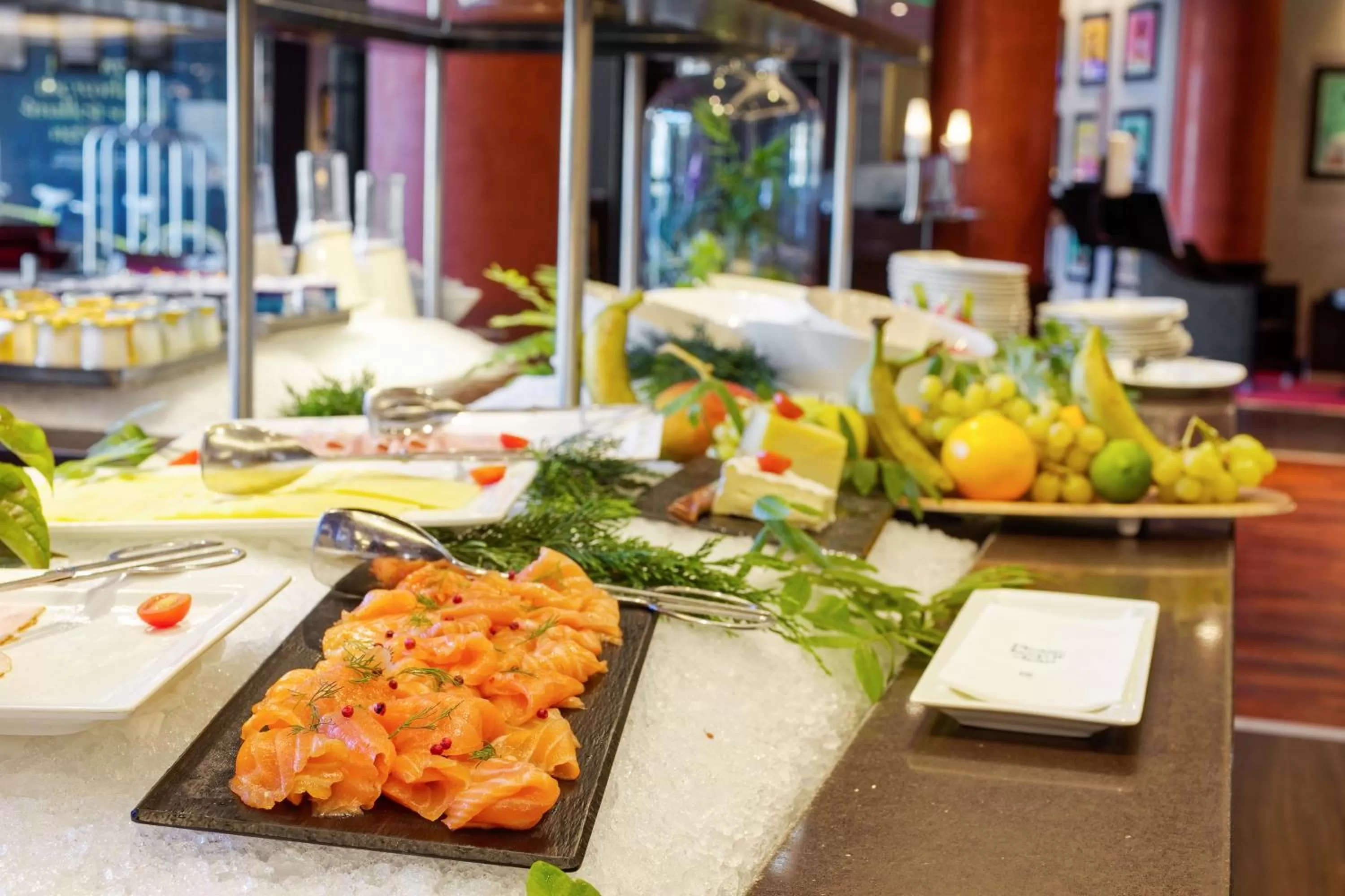 Breakfast in Golden Tulip CDG Airport Roissy