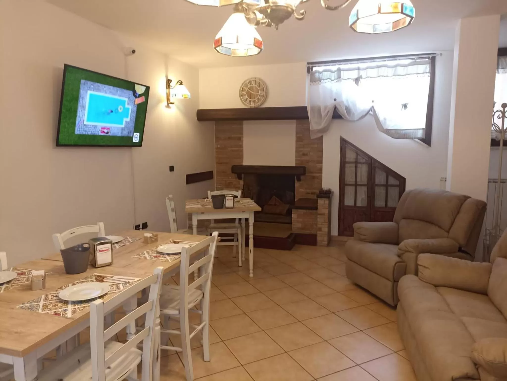Breakfast, Dining Area in BELLA ASSISI B & B
